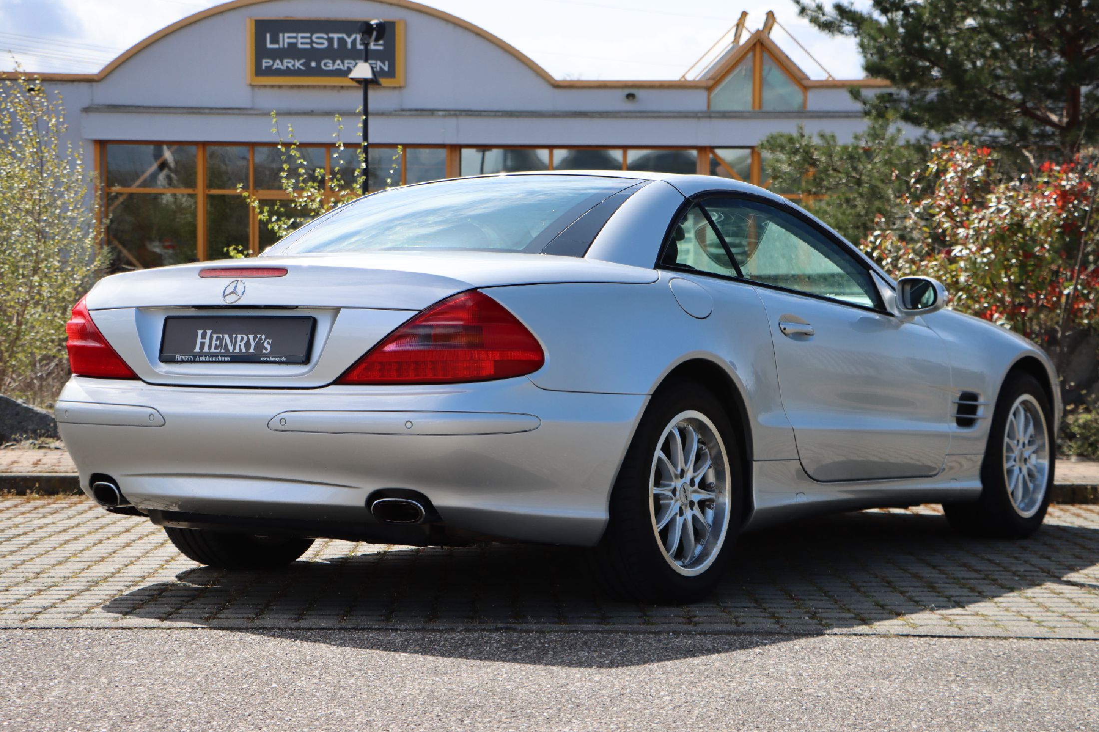 Detail c: Mercedes-Benz SL 500, Fahrgestellnummer: WDB2304751F004116, EZ 11/2001, Laufleistung ca. 132.700 km abgelesen, HU 09/2024, 225 kW/305 PS, ...