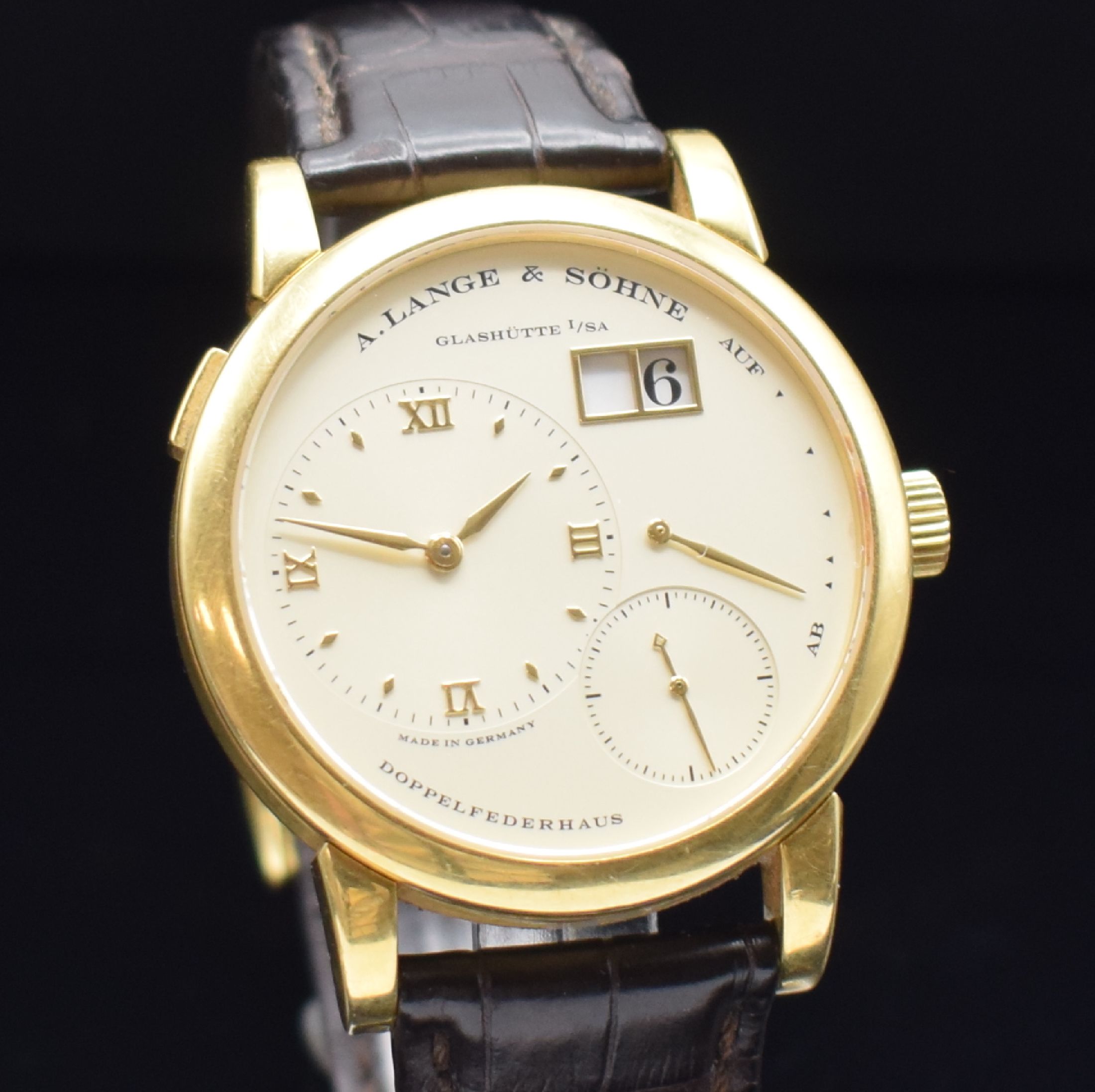 Detail c: A. LANGE & SÖHNE sehr seltene frühe Lange 1 Referenz 101.001 in GG 750/000, Deutschland um 1995, Handaufzug, 6-fach verschr. Geh., noch massiver ...