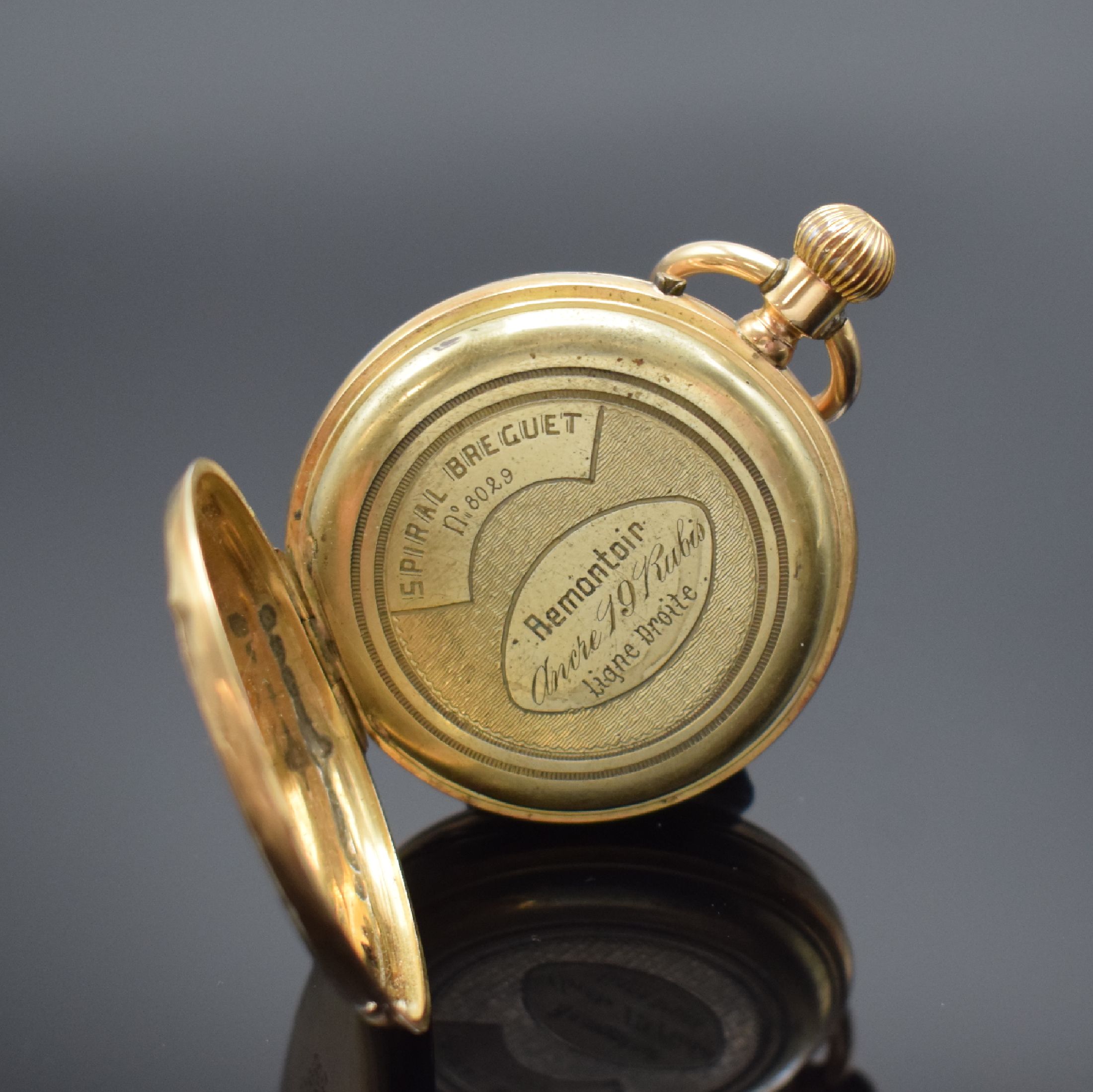 Detail c: Offene Taschenuhr in RG 585/000, Schweiz um 1890, guill. Geh. dell./berieb./rep., Metall- cuvette, Emailzifferbl. m. röm. Zahlen, kl. Sek. b. 6, ...