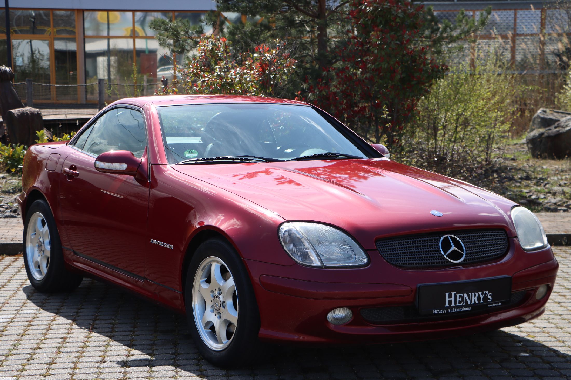 Detail a: Mercedes- Benz SLk 200, Fahrgestellnummer: WDB1704441F212811, EZ 01/2001, 3. Hand, Laufleistung ca. 95.000 km abgelesen, HU 05/2024, 120 kW/163 PS, 4 ...