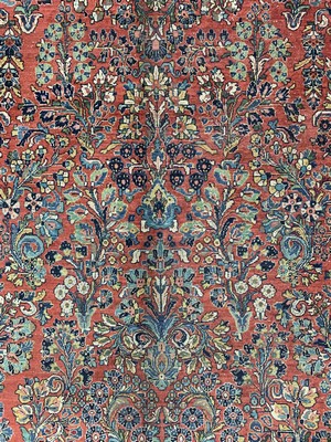 26594278b - Us Re-Import Saruk, Persia, around 1920/1930, wool on cotton, approx. 614 x 314 cm, condition: 2-3 (small hole). Rugs, Carpets & Flatweaves