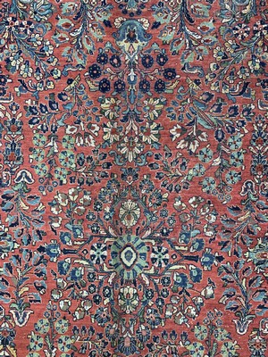 26594278c - Us Re-Import Saruk, Persia, around 1920/1930, wool on cotton, approx. 614 x 314 cm, condition: 2-3 (small hole). Rugs, Carpets & Flatweaves