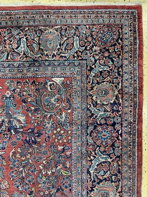 26594278f - Us Re-Import Saruk, Persia, around 1920/1930, wool on cotton, approx. 614 x 314 cm, condition: 2-3 (small hole). Rugs, Carpets & Flatweaves