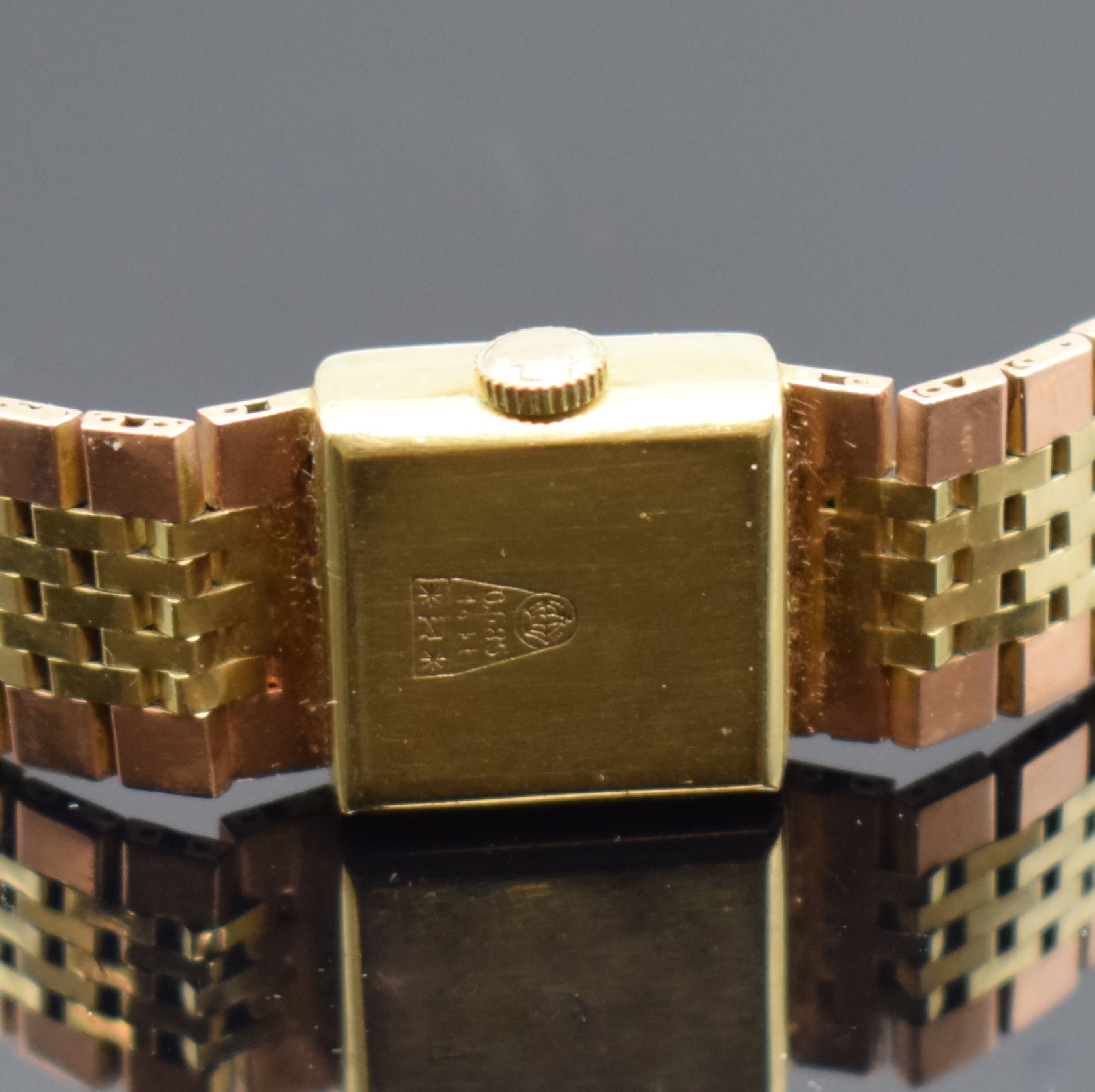 Detail c: CITO Damenarmbanduhr in GG 585/000, Schweiz um 1960, Handaufzug, Boden aufgedr., Band in GG/RG 585/000, Glas facett., silb. Zifferbl. altersb. ...