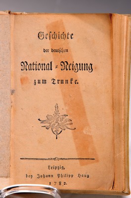 26595894k - Johann Wilhelm Petersen: History of the Germannational tendency to drink, Leipzig, Johann Philipp Haug, 1782 (first edition), 160 p., leather binding slight deformed,slight brownedand wrinkled; Cultural-historical study of drunkenness and the associated decline in morals, addresses the influence of drunkennesson religion, language, society, state and legislation