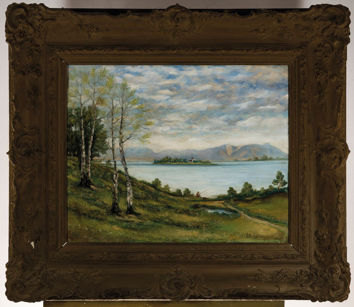 Detail k: Wagner, deutscher Maler des 20. Jh., Blick auf den Chiemsee und die Fraueninsel, Öl/Lwd, rechts unten unleserlich signiert, ca. 58x76cm, Prunkrahmen ...