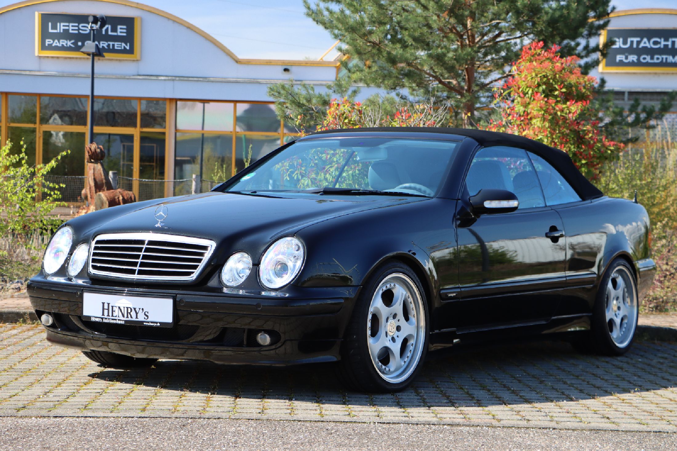 Mercedes-Benz CLK 320 Avantgard Cabriolet, Fahrgestellnummer: WDB2084651T034399, EZ 03/2000, Laufleistung ca. 168.300 km abgelesen, HU 04/2024, 160 ...