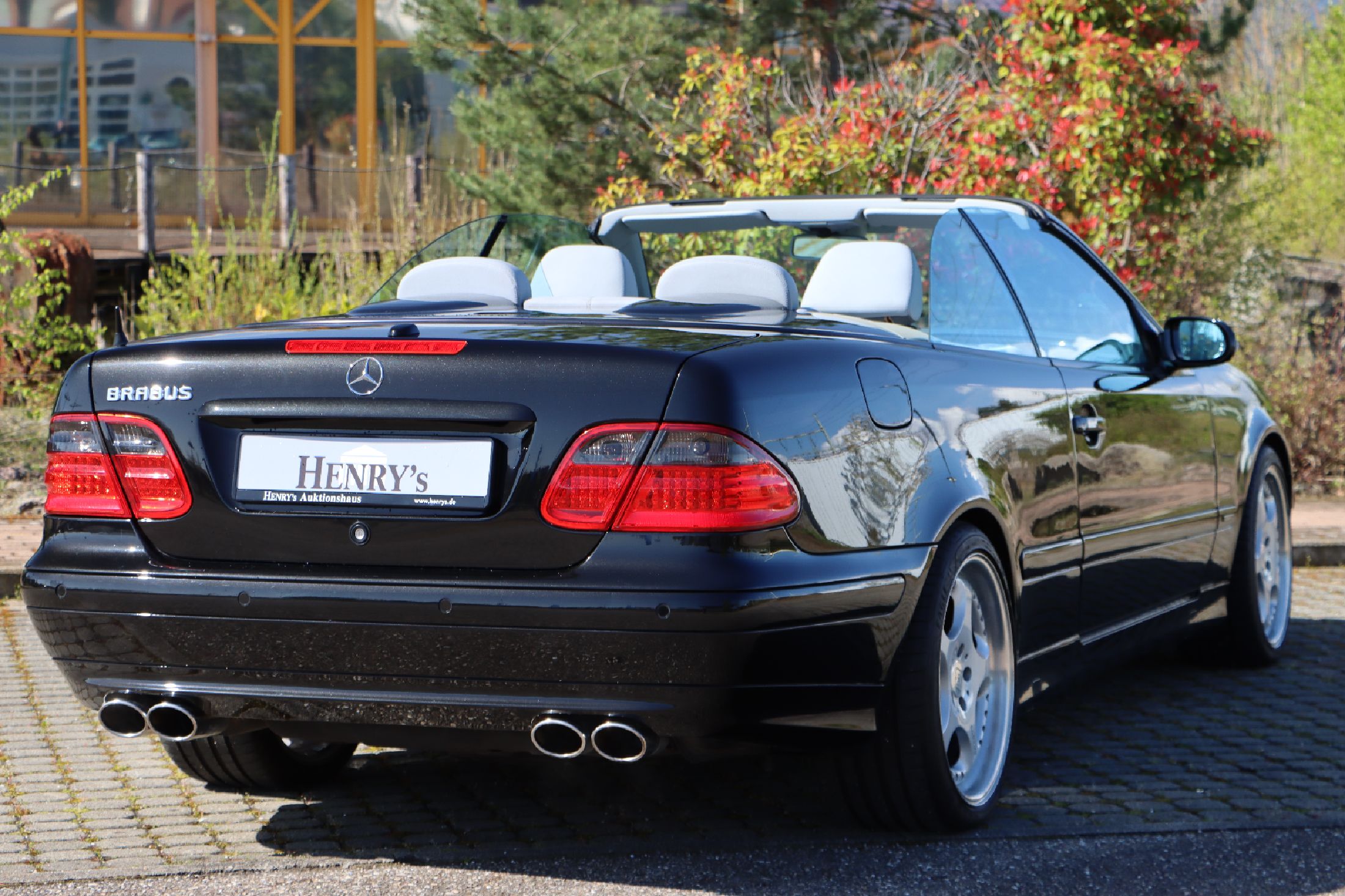 Detail b: Mercedes-Benz CLK 320 Avantgard Cabriolet, Fahrgestellnummer: WDB2084651T034399, EZ 03/2000, Laufleistung ca. 168.300 km abgelesen, HU 04/2024, 160 ...