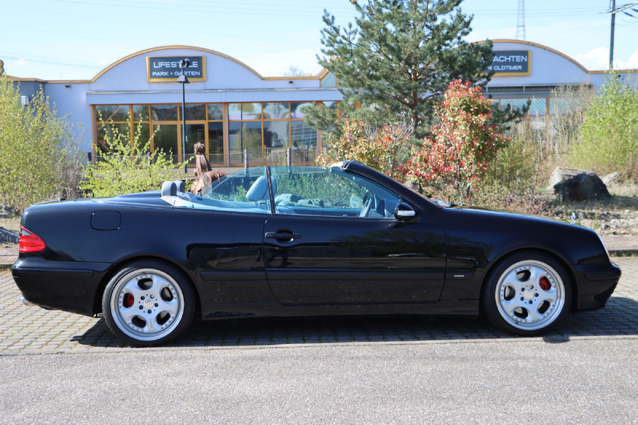 Detail c: Mercedes-Benz CLK 320 Avantgard Cabriolet, Fahrgestellnummer: WDB2084651T034399, EZ 03/2000, Laufleistung ca. 168.300 km abgelesen, HU 04/2024, 160 ...