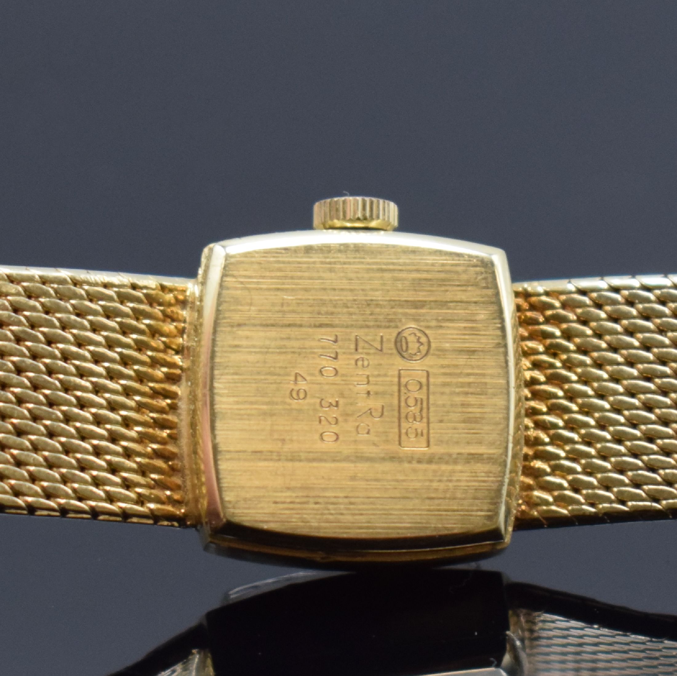 Detail d: ZENTRA Damenarmbanduhr in GG 585/000, Handaufzug, Schweiz um 1970, Boden aufgedr., gold. Zifferbl. m. röm. Std. fl., Anz. v. Std. und Min., 17 St., ...