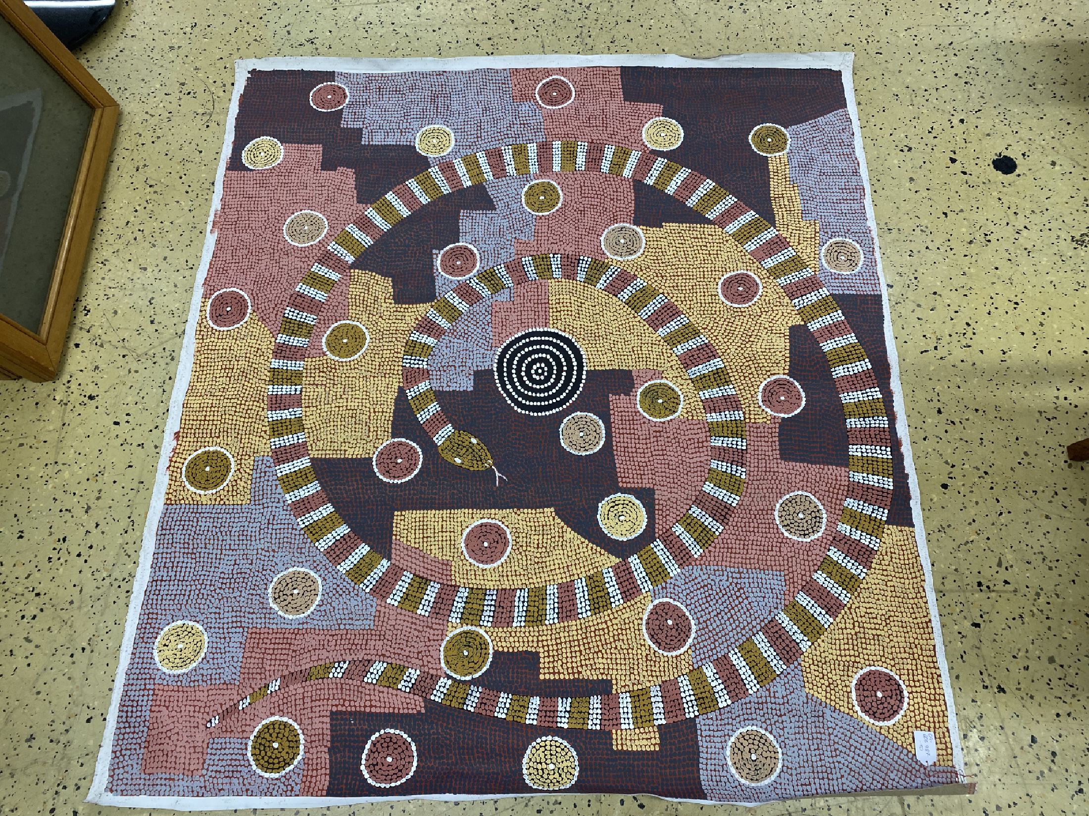 Detail c: Billy Stockman Tjapaltjarri, 1927-2015, Australien, Aborigine-Künstler der Anmatyerre, "Kunya Snake Dreaming", 1988, Farbfelder in ...