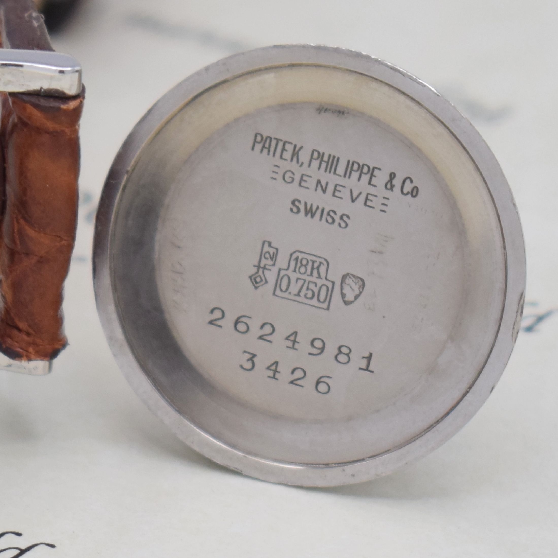 Detail f: PATEK PHILIPPE Armbanduhr in WG 750/000 Referenz 3426, Schweiz 07/1962, Handaufzug, 3-teil. Gehäuse, Boden und Glasrand aufgedr., silb. Zifferbl. m. ...
