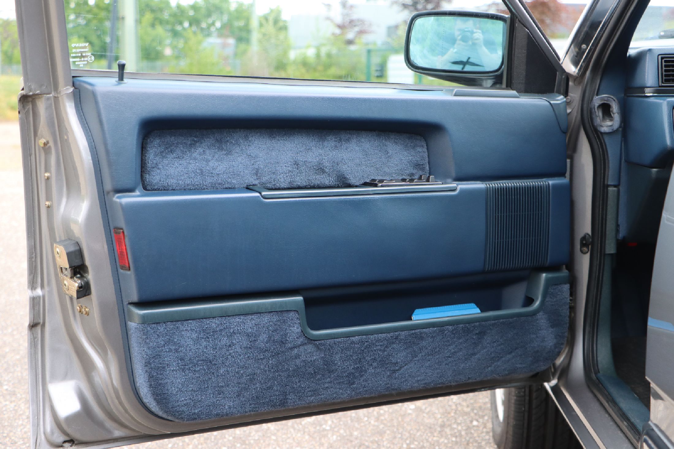 Detail g: Volvo 760 GLE, Fahrgestellnummer: YV1704687F2146251, EZ 04/1985, Laufleistung ca. 326.000 km abgelesen, HU 03/2024, 115 kW/156 PS, 6 Zylinder, ...