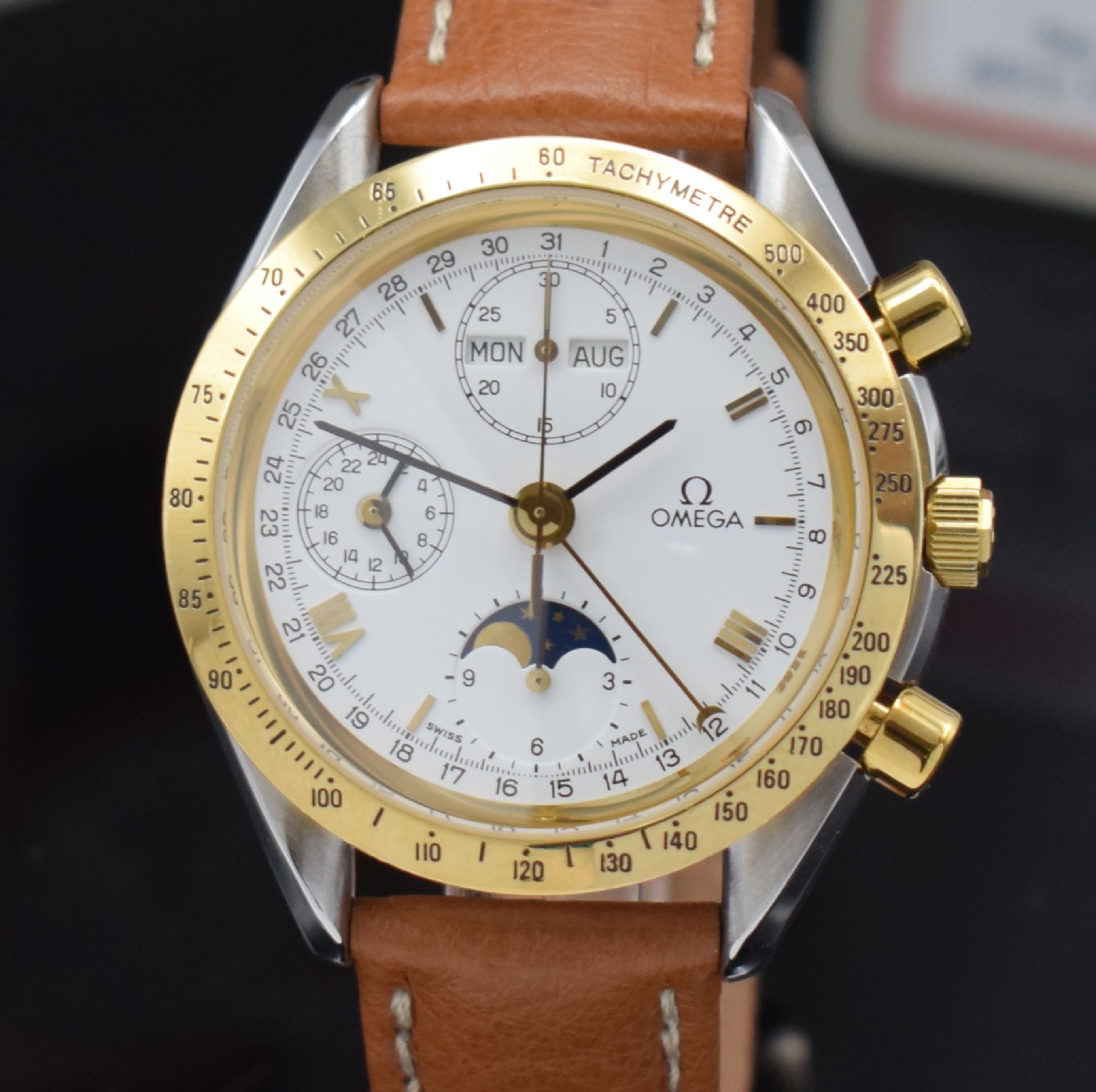 Detail a: OMEGA astronomischer Armbandchronograph Serie Speedmaster Referenz 37312060, Automatik, Vollkalenderanzeige inkl. Mondphase, Edelstahlgeh. inkl. ...