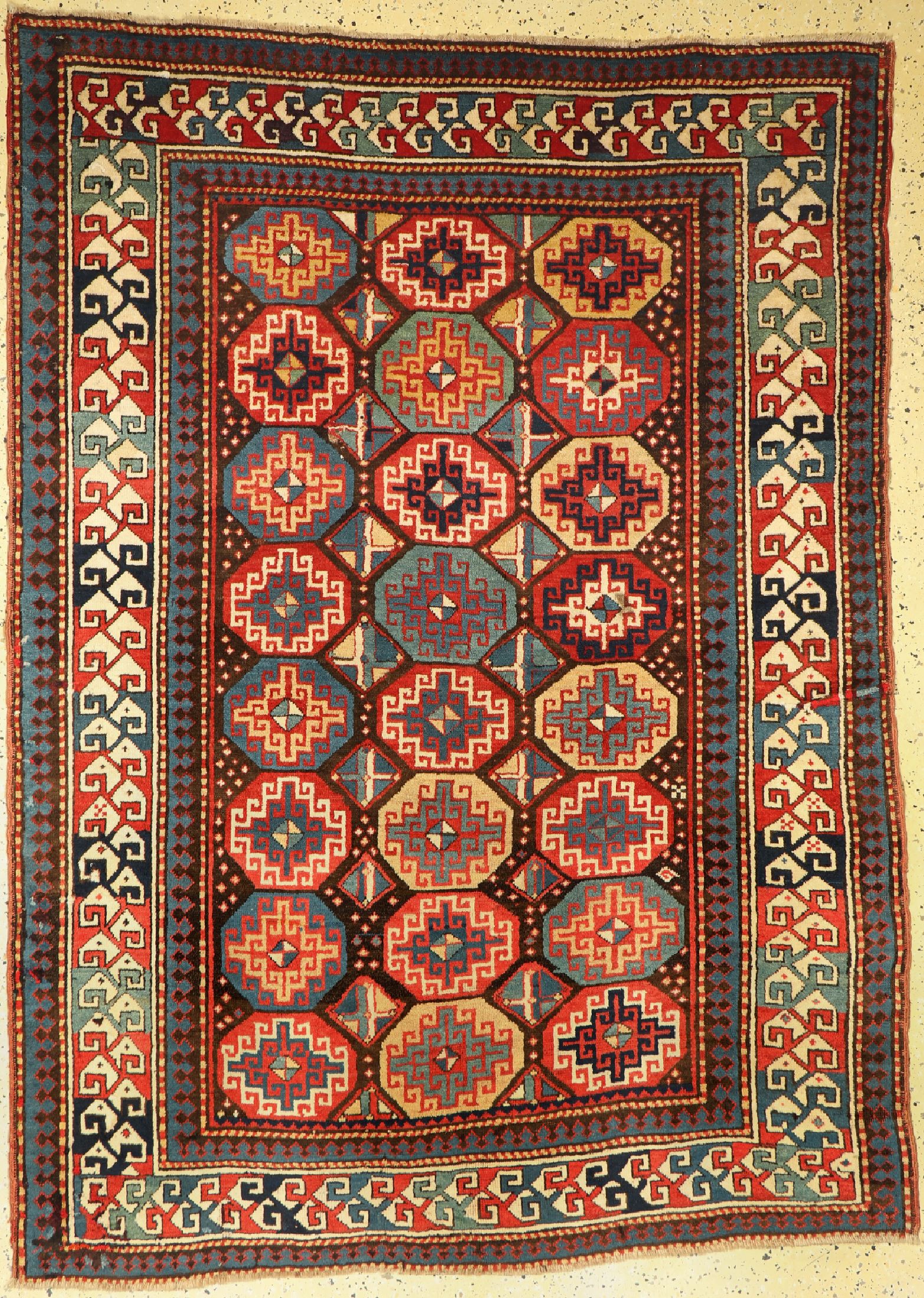 Antiker Moghan, Kaukasus, 19.Jhd, Wolle aufWolle, ca. 222 x 164 cm, EHZ: 2-3(restauriert)