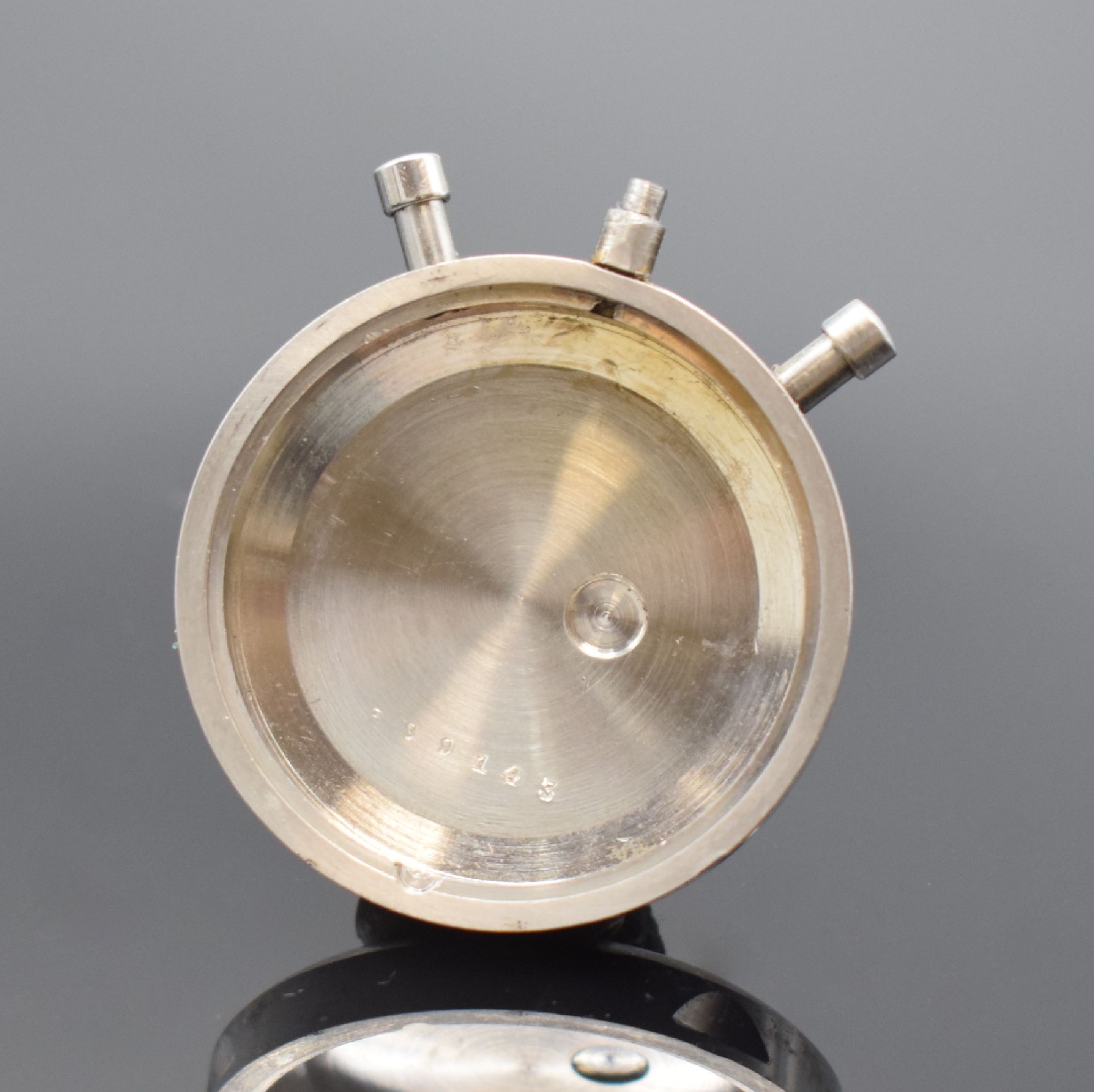 Detail e: LEONIDAS Fliegerchronograph Kaliber 222 mit Flyback, Schweiz um 1960, Handaufzug, 4- fach verschr. Stahlgeh., schwarze Drehlünette m. 60er-Tlg., ...