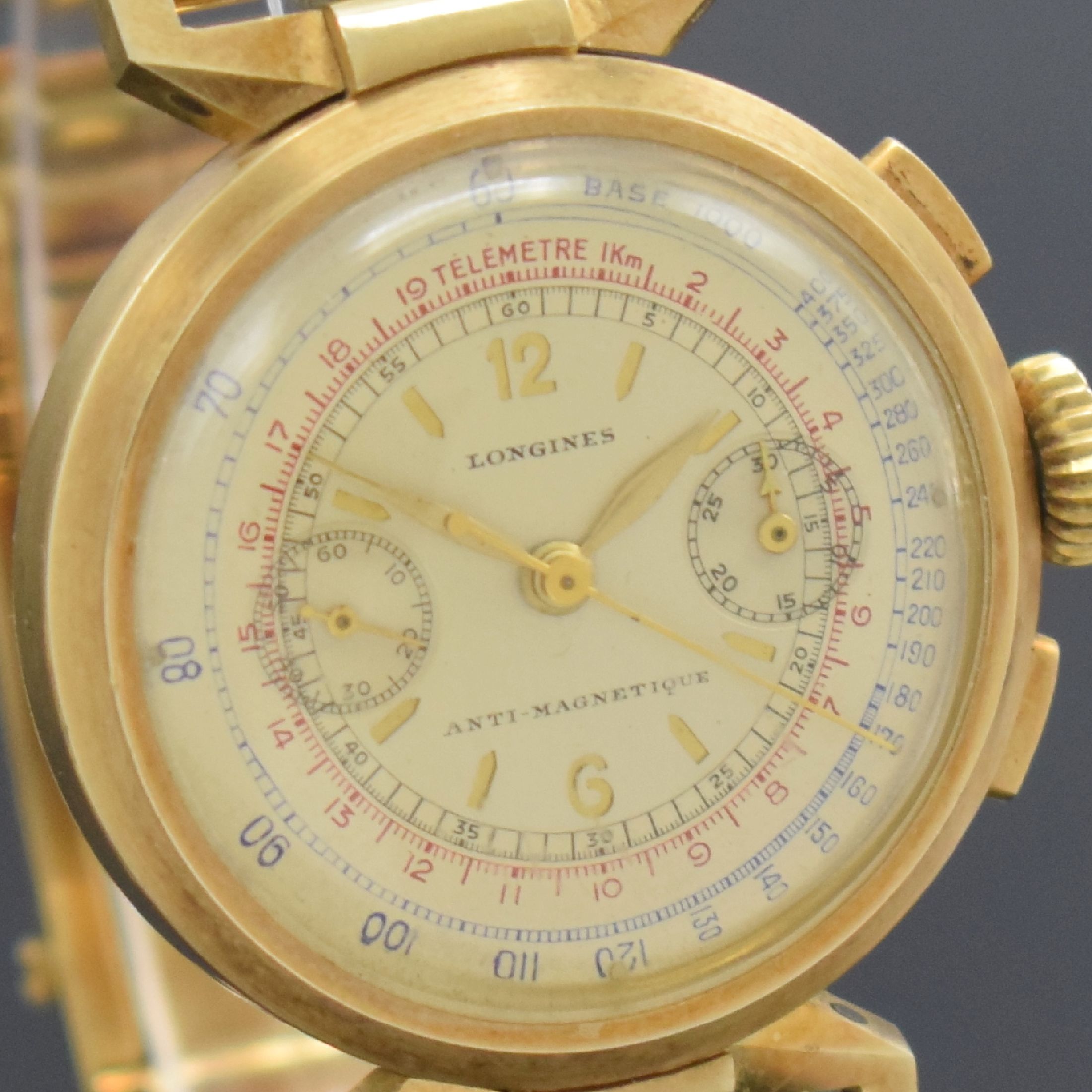Detail d: LONGINES 13ZN extrem seltener Flyback- Chronograph in GG 585/000 am Goldband in nahezu neuwertigem Zustand, verkauft laut beil. Stammbuchauszug am ...