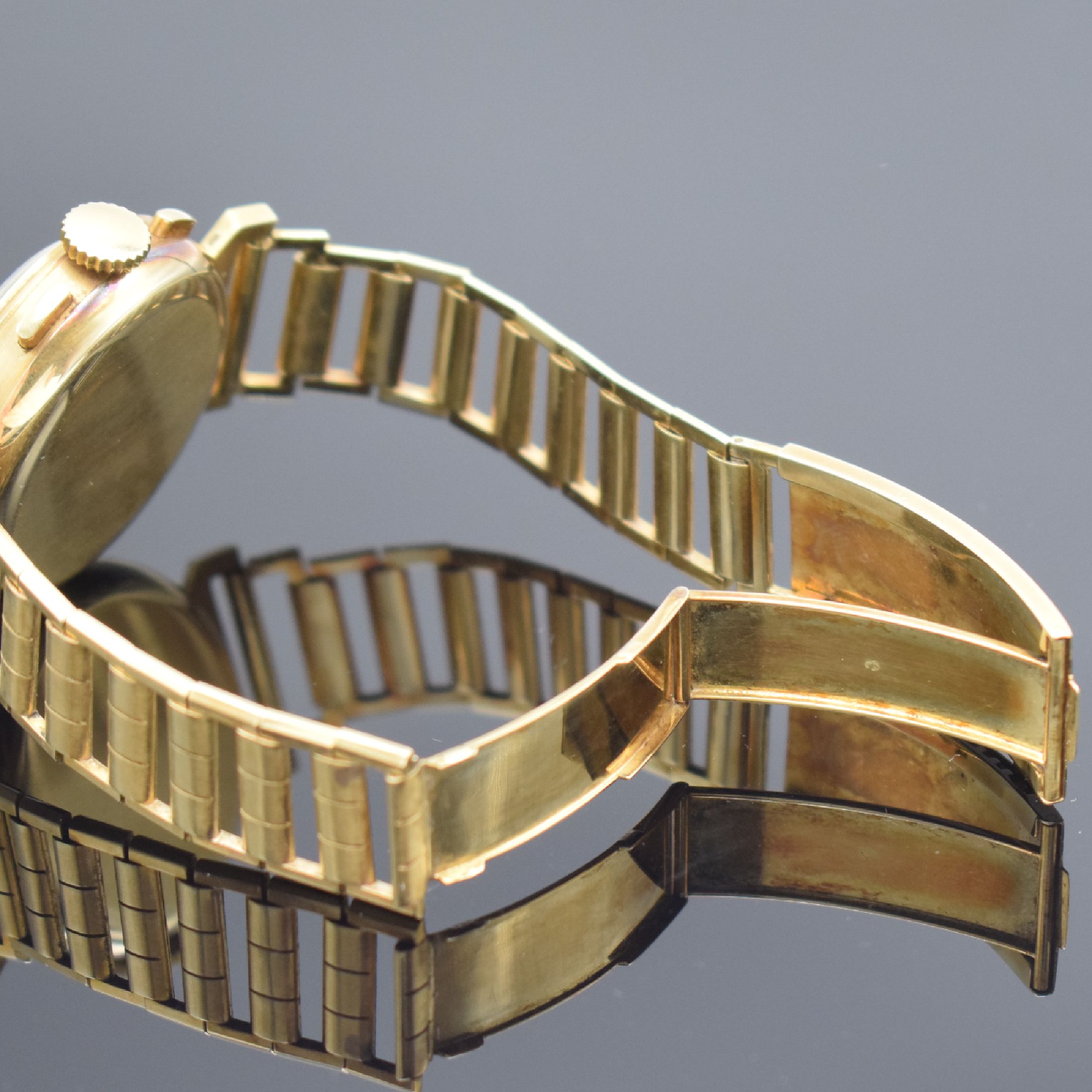 Detail i: LONGINES 13ZN extrem seltener Flyback- Chronograph in GG 585/000 am Goldband in nahezu neuwertigem Zustand, verkauft laut beil. Stammbuchauszug am ...