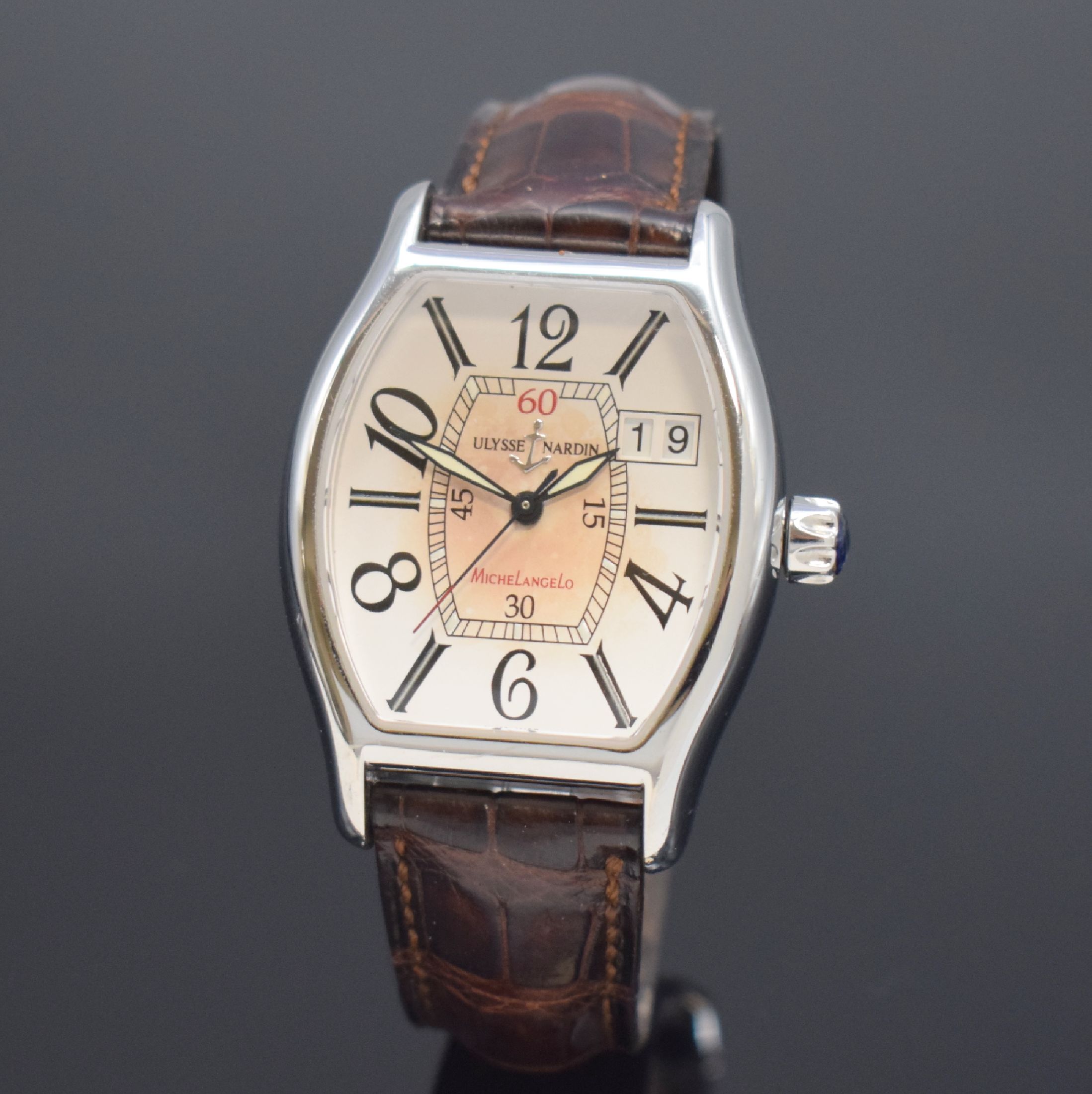 ULYSSE NARDIN Michelangelo Big Date Herrenarmbanduhr Referenz 233-48, Schweiz um 2005, Automatik, tonneauförmiges Geh. in Stahl, Boden 4-fach ...