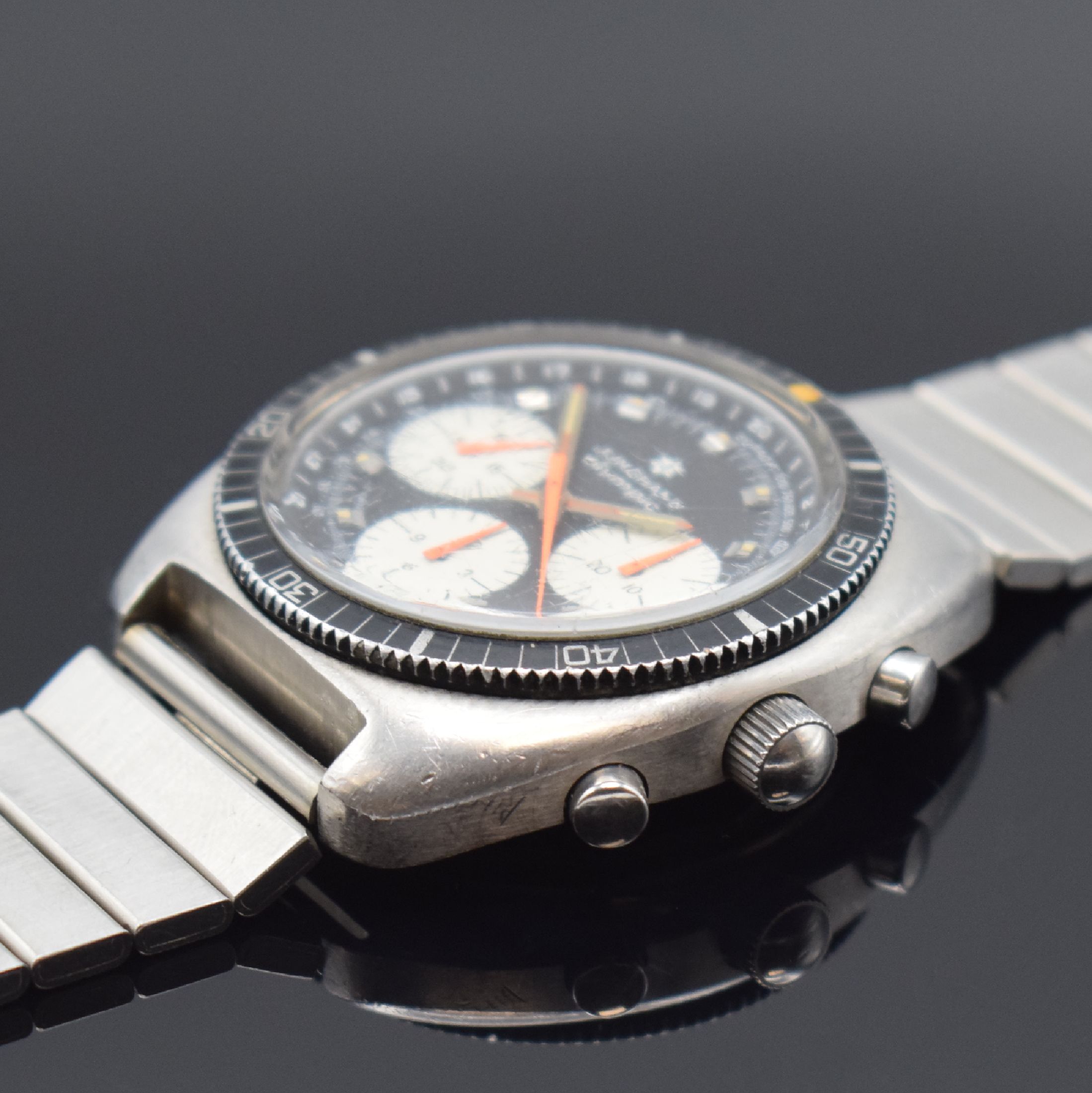Detail b: JUNGHANS Olympic Herrenarmbanduhr mit Chronograph in Stahl, Schweiz / Deutschland um 1970, Handaufzug, 2-teil. Gehäuse, Boden geschr., unsign. ...