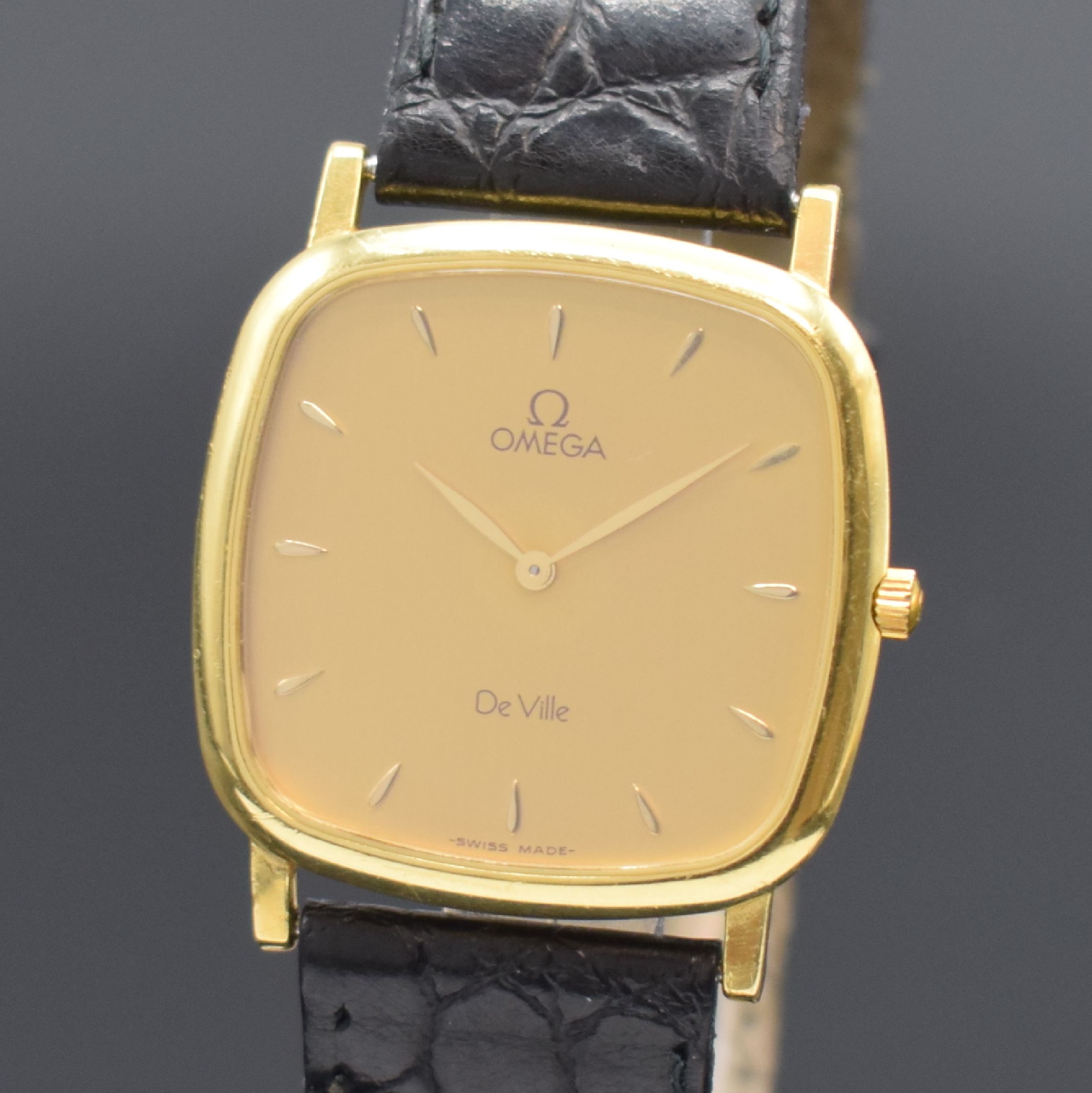 Detail a: OMEGA De Ville Armbanduhr in GG 750/000 Referenz 1953378, Schweiz um 1990, quarz, Boden aufgedr., champagnerfarb. Zifferbl. m. aufgel. gold. ...