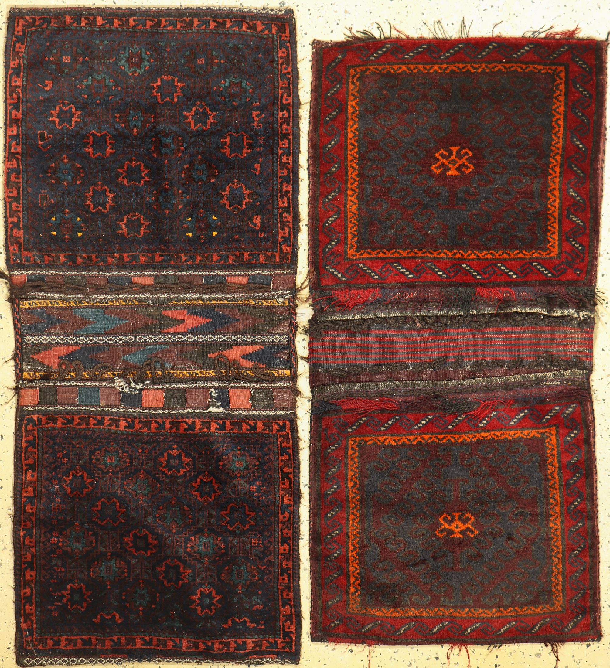 2 Belutsch Dopeltaschen, Persien, um 1920/1930, Wolle auf Wolle, ca. 155 x 70 cm, EHZ: 2