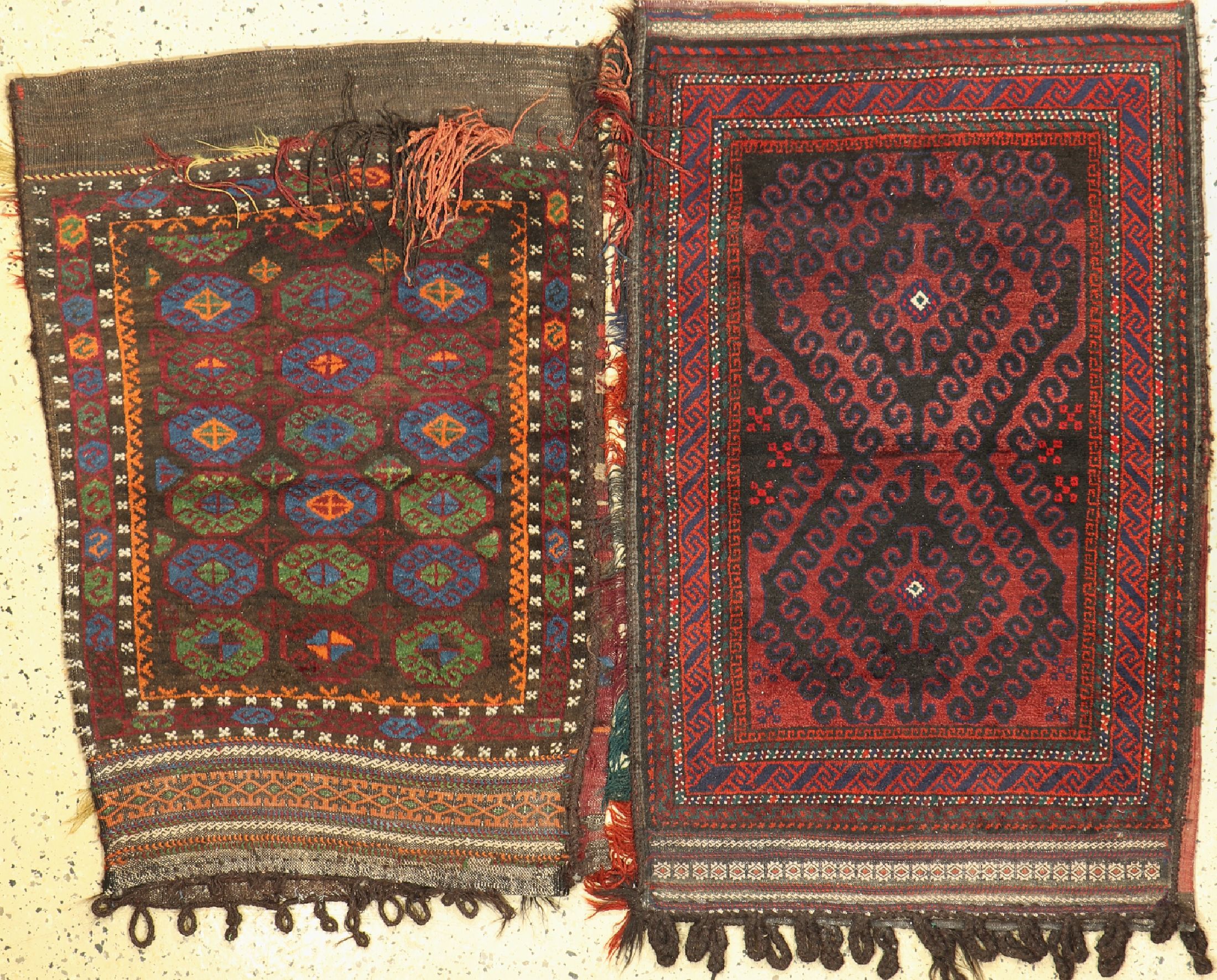 2 Belutsch Khorjin, Persien, um 1920/1930, Wolle auf Wolle, ca. 120 x 80 cm, EHZ: 2