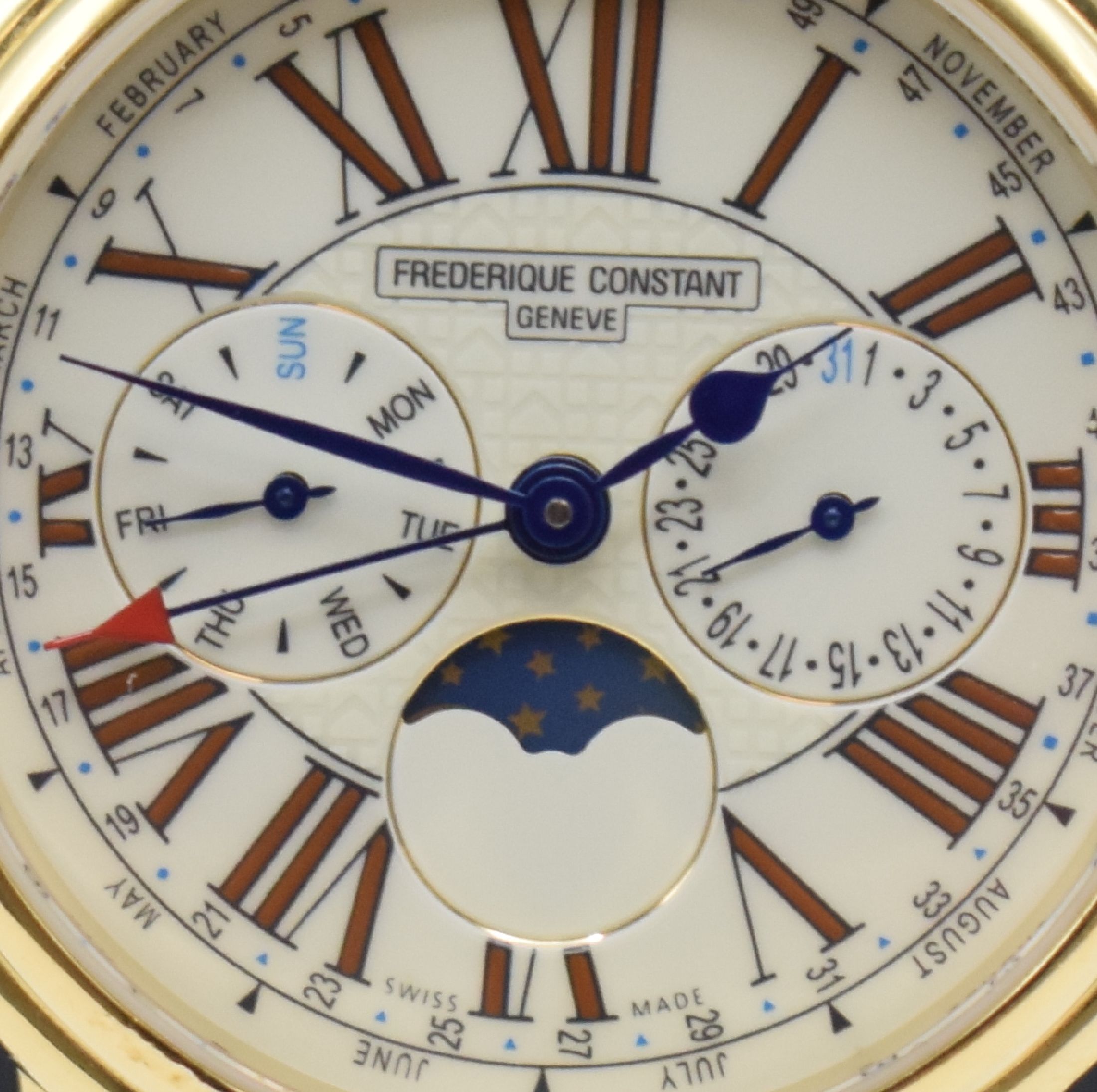 Detail c: FREDERIQUE CONSTANT Classics Business Timer Herrenarmbanduhr mit Kalender Referenz FC270x3P4/5/6, Schweiz um 2010, quarz, verg.Gehäuse, Boden ...