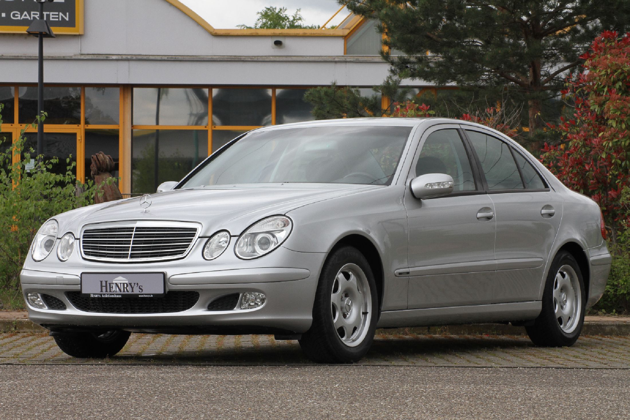 Mercedes-Benz E 200 Kompressor, Fahrgestellnummer: WDB2110421A343174, EZ 07/2003, 3. Hand ( 2. auf 3. Hand innerhalb der Familie), Laufleistung ca. ...