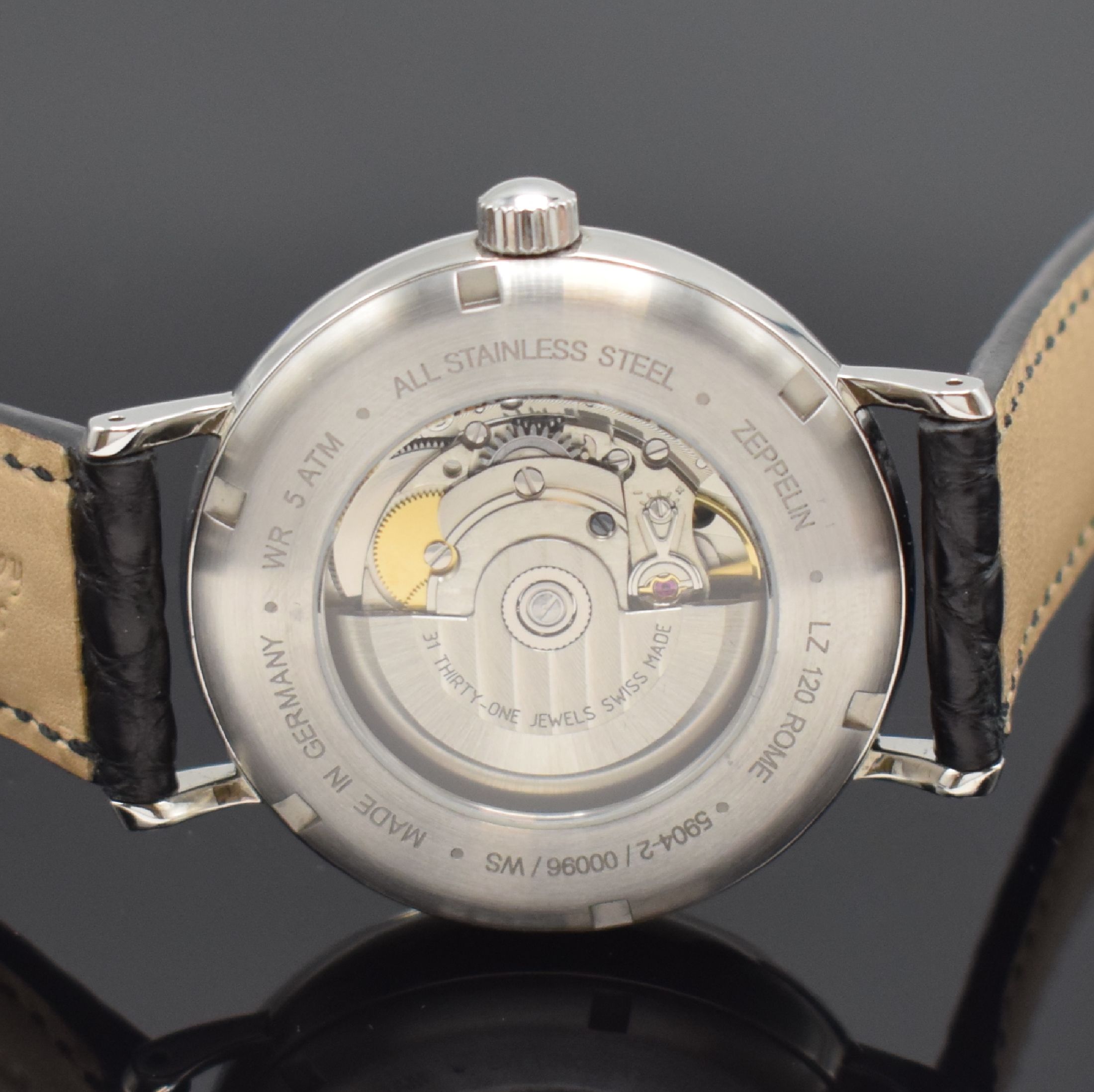Detail c: IRON ANNIE Amazonas Impression Herrenarmbanduhr Referenz 5904-2 in Stahl, Deutschland aktuelle Produktion, Automatik, beids. vergl. Geh., Boden ...