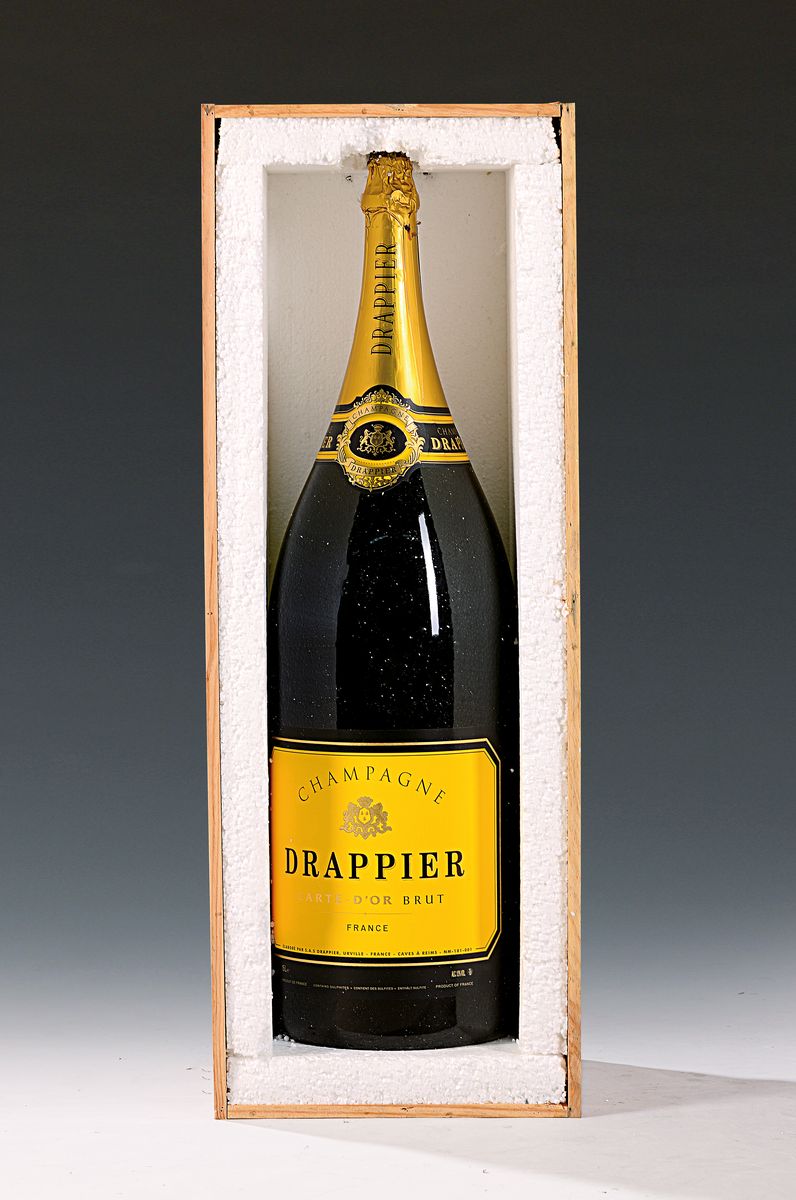 1 Fl. Nebukadnezar, Champagner, Drappier Carte d'Or, Brut, 15 Liter in Holzkiste, 12 % vol, minimal ausgeflaufen und Kapsel mit Schimmel, aus ...