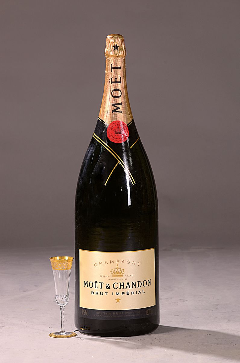 Detail b: 1 Fl. Baltharzar, Moet & Chandon, Brut Imperial, Champagner weiß, 12 Liter, in Holzkiste, 12 % vol, nicht verkostet, aus ehem. Restaurantbestand