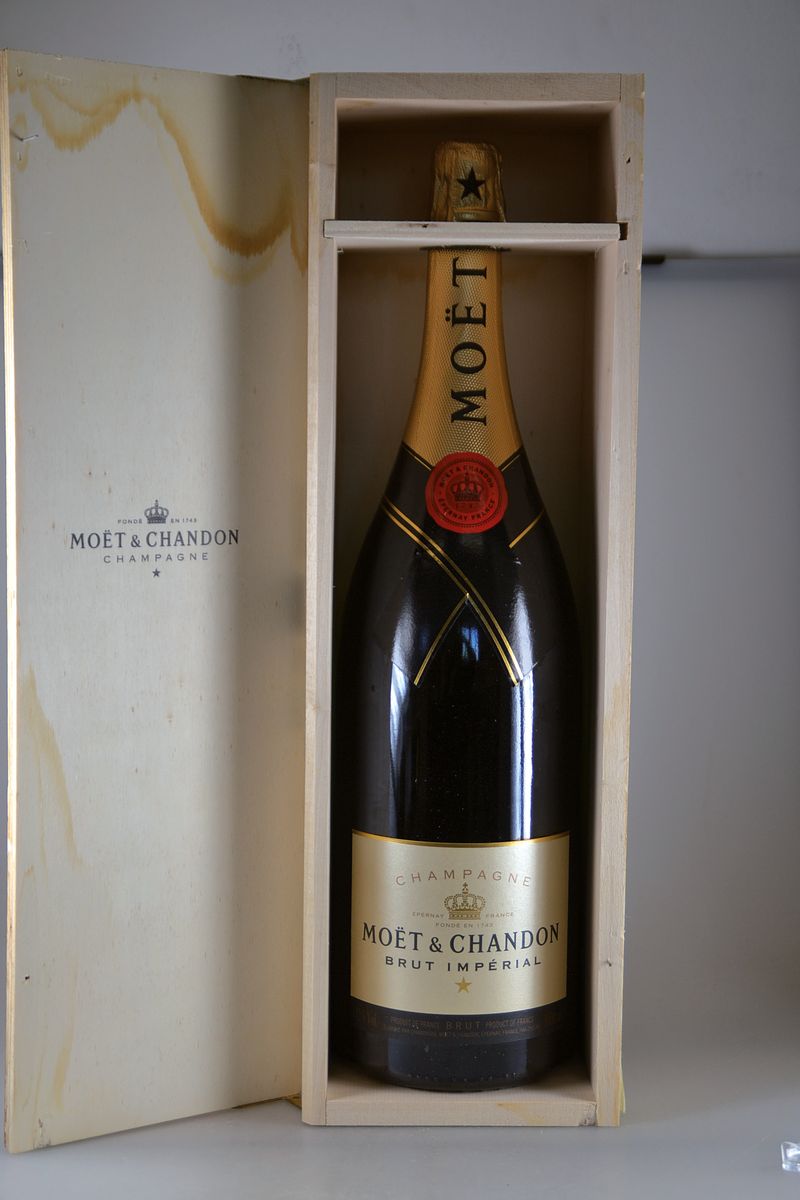 1 Fl. Jeroboam, Moet & Chandon, Champagner Brut Imperial, 3 Liter, in Holzkiste, 12 % vol, aus ehem. Restaurantbestand, nicht verkostet