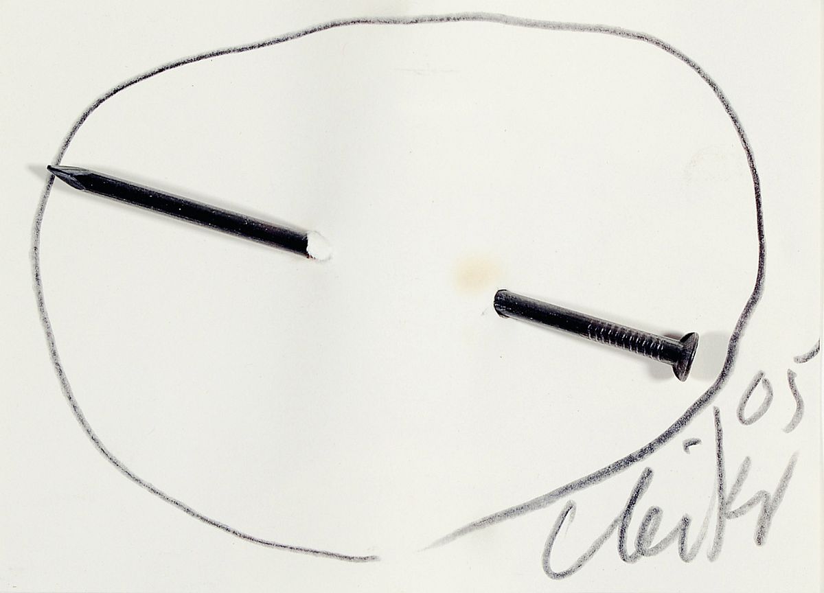 Günther Uecker, geb. 1930, Nagelobjekt, Großer Nagel durch Papier, handsign., dat. (20)05, unter Glas, Holzrahmen, gesamt ca. 24x32 cm