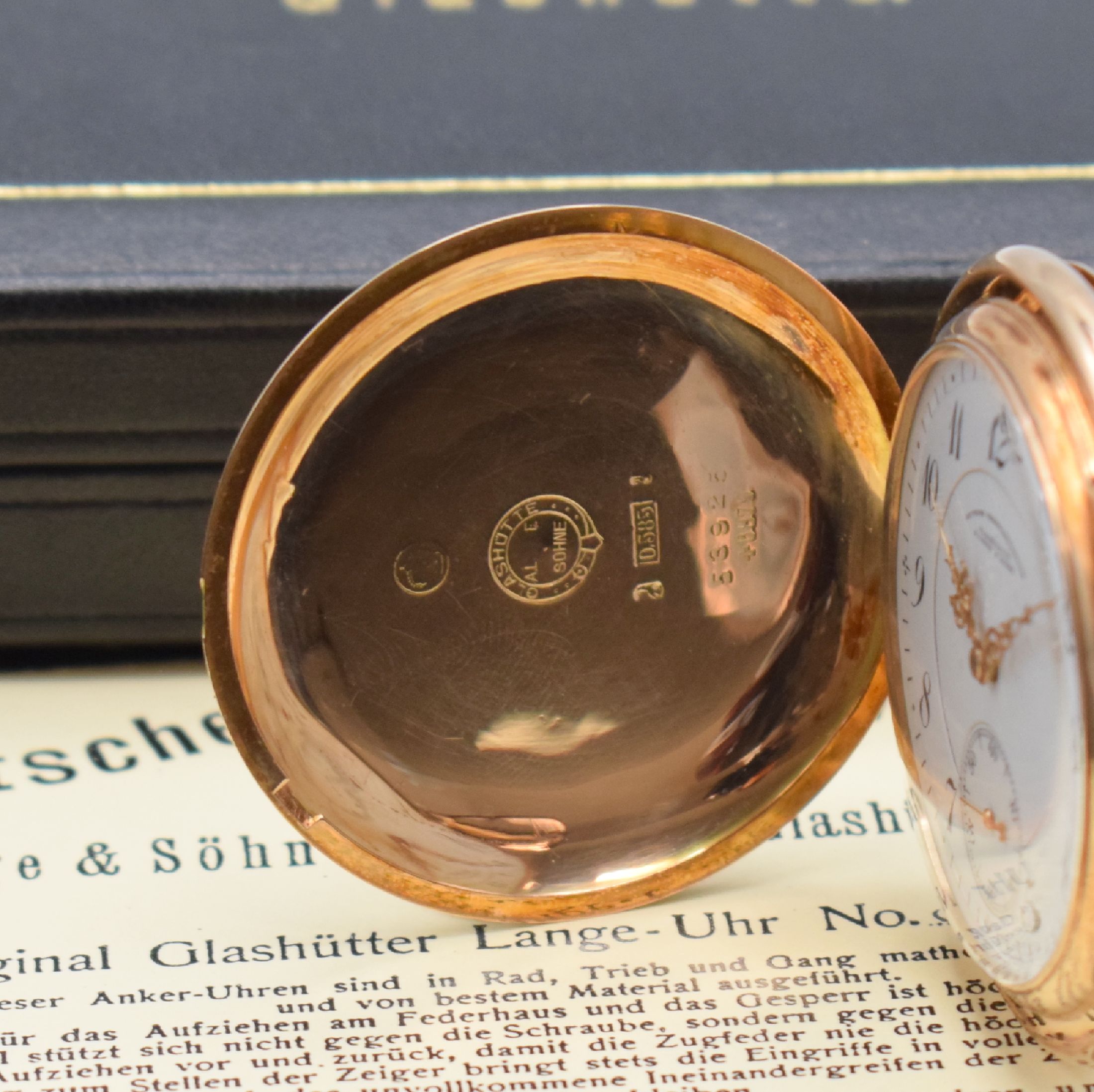 Detail a: A. LANGE & SÖHNE DUF Savonette in RG 585/000, Deutschland um 1905, guill. 3- Deckel Goldgeh. dell./ber., Sprungdeckel m. Schmuckmonogramm, Cuv. m. ...