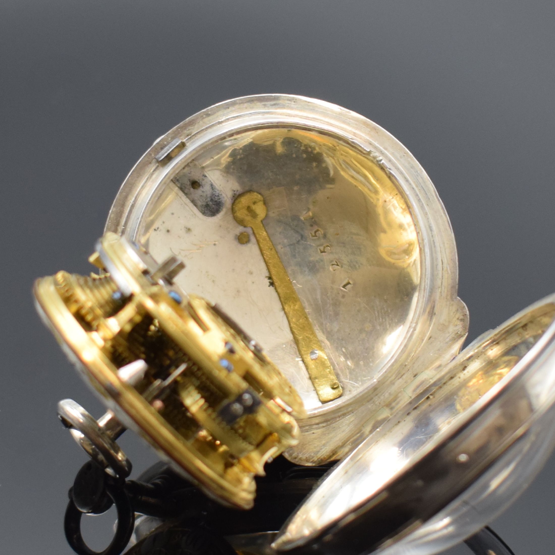 Detail f: JULIEN LE ROY Spindeltaschenuhr in Silber, Frankreich um 1760, glattes Geh. dell., großes Außenscharnier, gold. Kartuschenzifferblatt m. ...