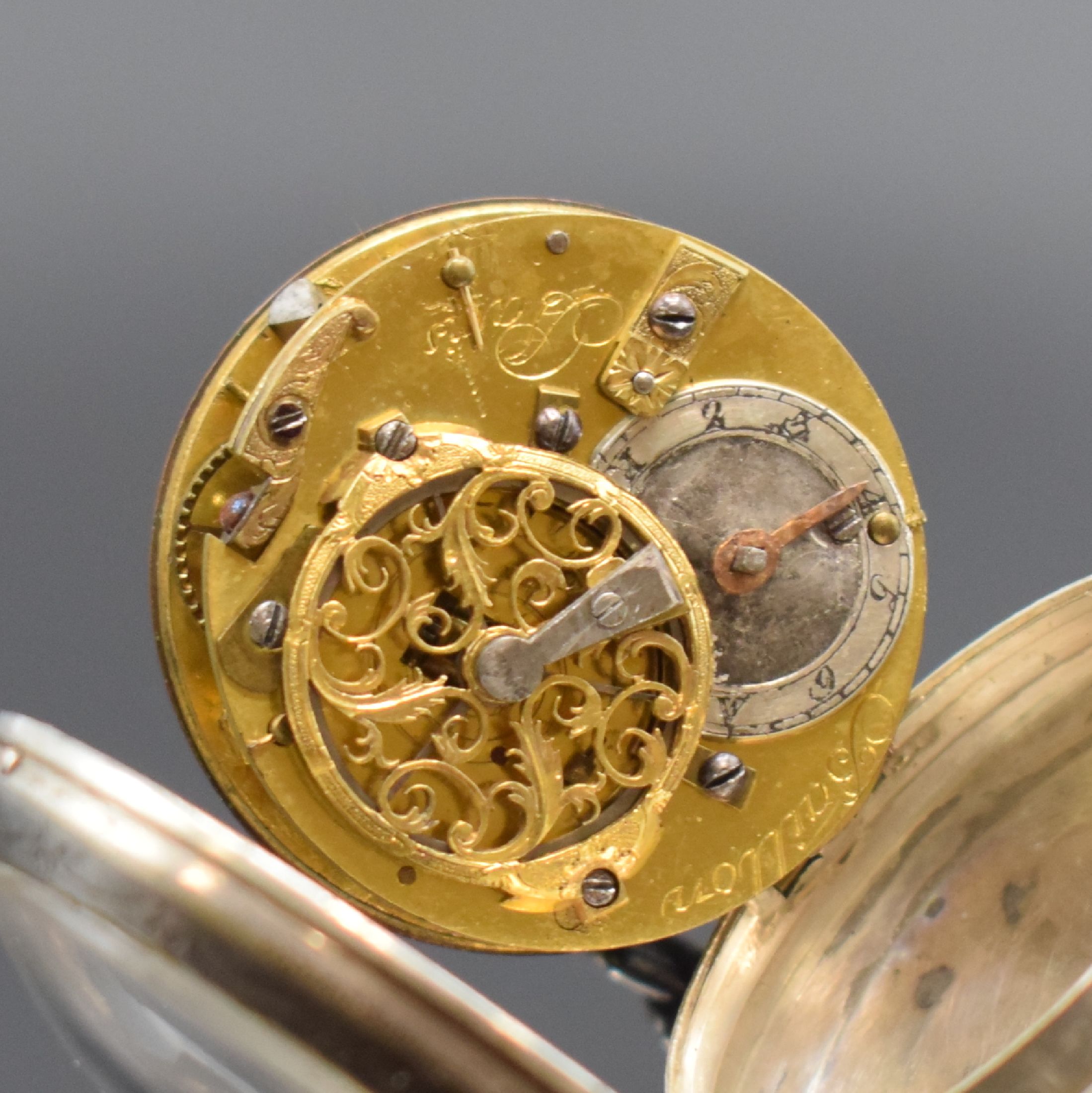 Detail c: BAILLON a PARIS Spindeltaschenuhr in Silber, Frankreich um 1790, glattes Geh. dell., Emailzifferbl. m. röm. Std. und großer arabischer Minuterie ...