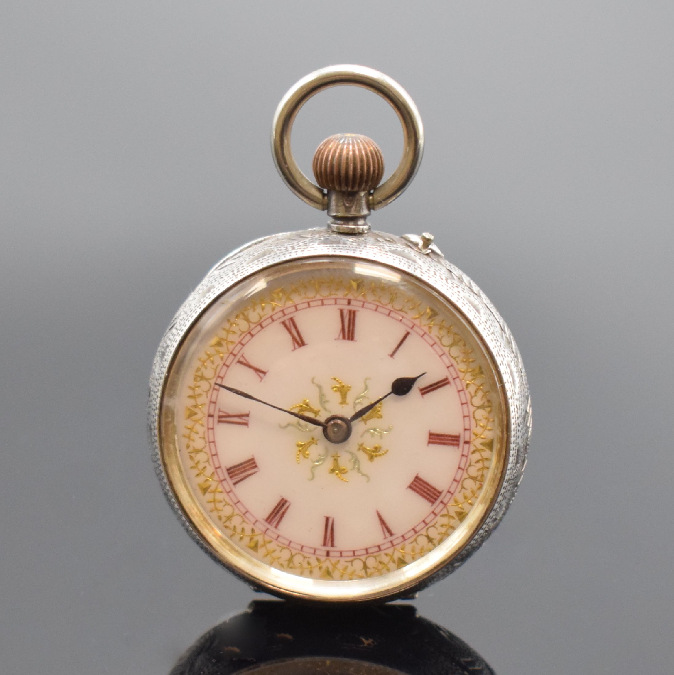 Detail o: Konvolut 3 Silbertaschenuhren, Schweiz / England um 1880, 2 schwere, englische Taschenuhren mit Silber-Zifferblättern und röm. Goldzahlen, nach ...