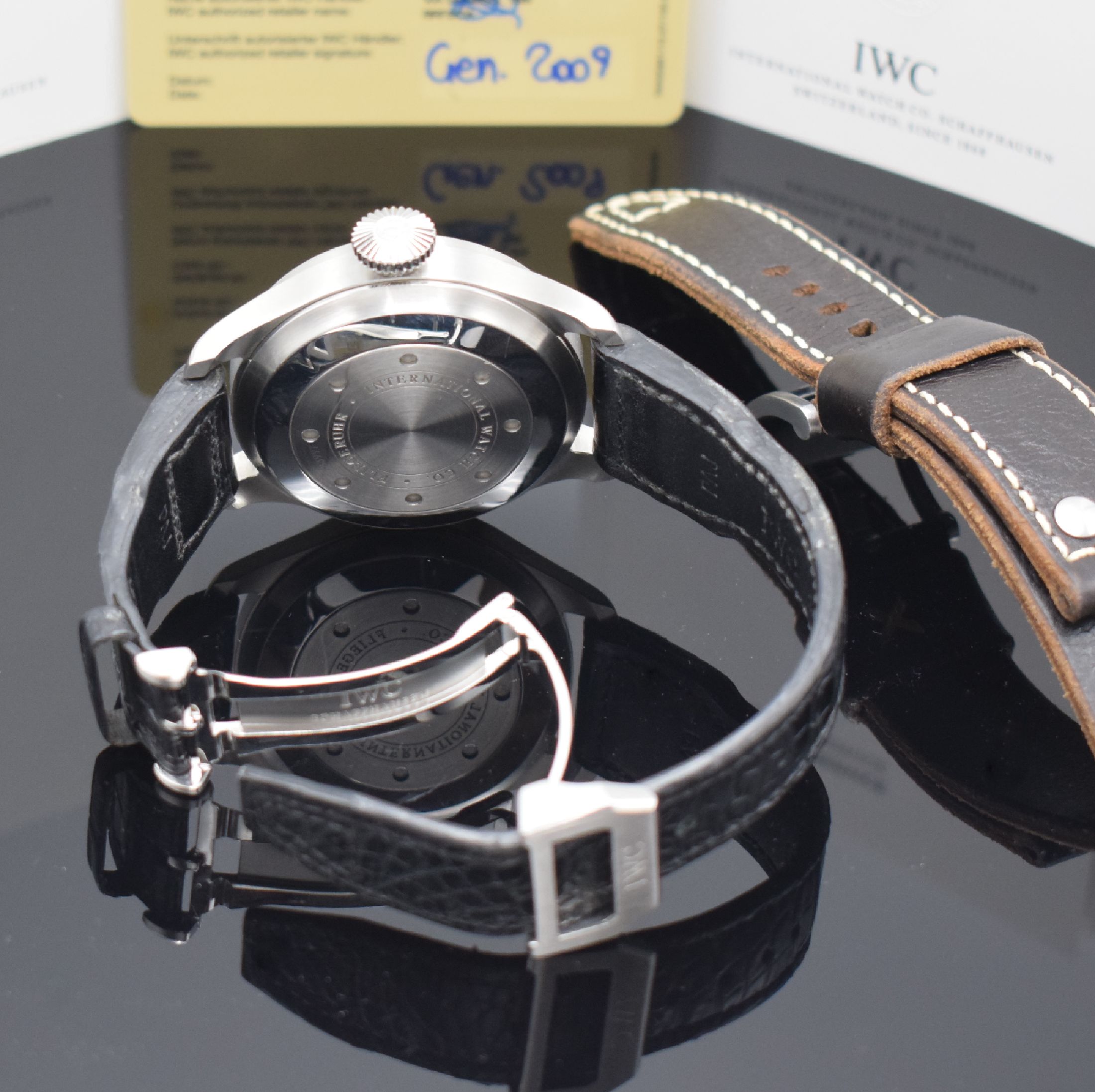Detail f: IWC große Fliegeruhr Herrenarmbanduhr Referenz IW500401, Automatik, verschr. Stahlgehäuse m. Weicheisen-Innengeh., orig. Lederband m. orig. ...