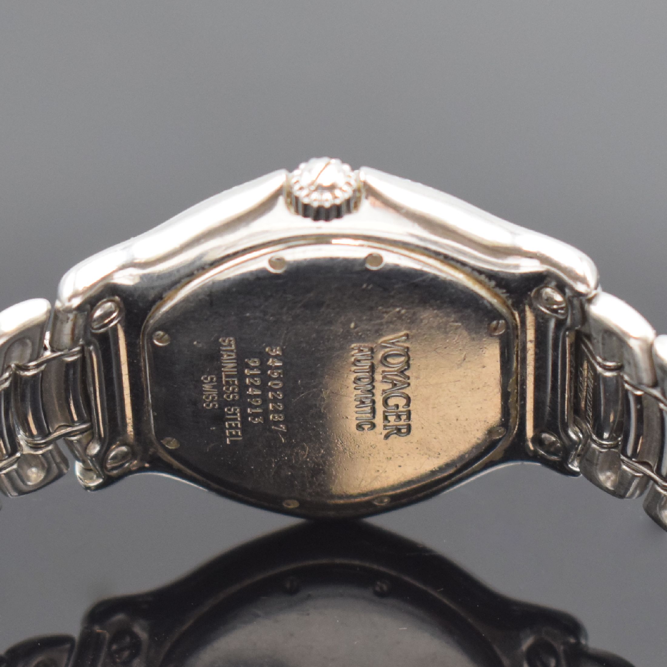 Detail d: EBEL Voyager Herrenarmbanduhr mit Weltzeitanzeige Referenz 9124913, Automatik, Edelstahlgeh. inkl. Gliederband m. Faltschl., Boden 8-fach verschr., ...