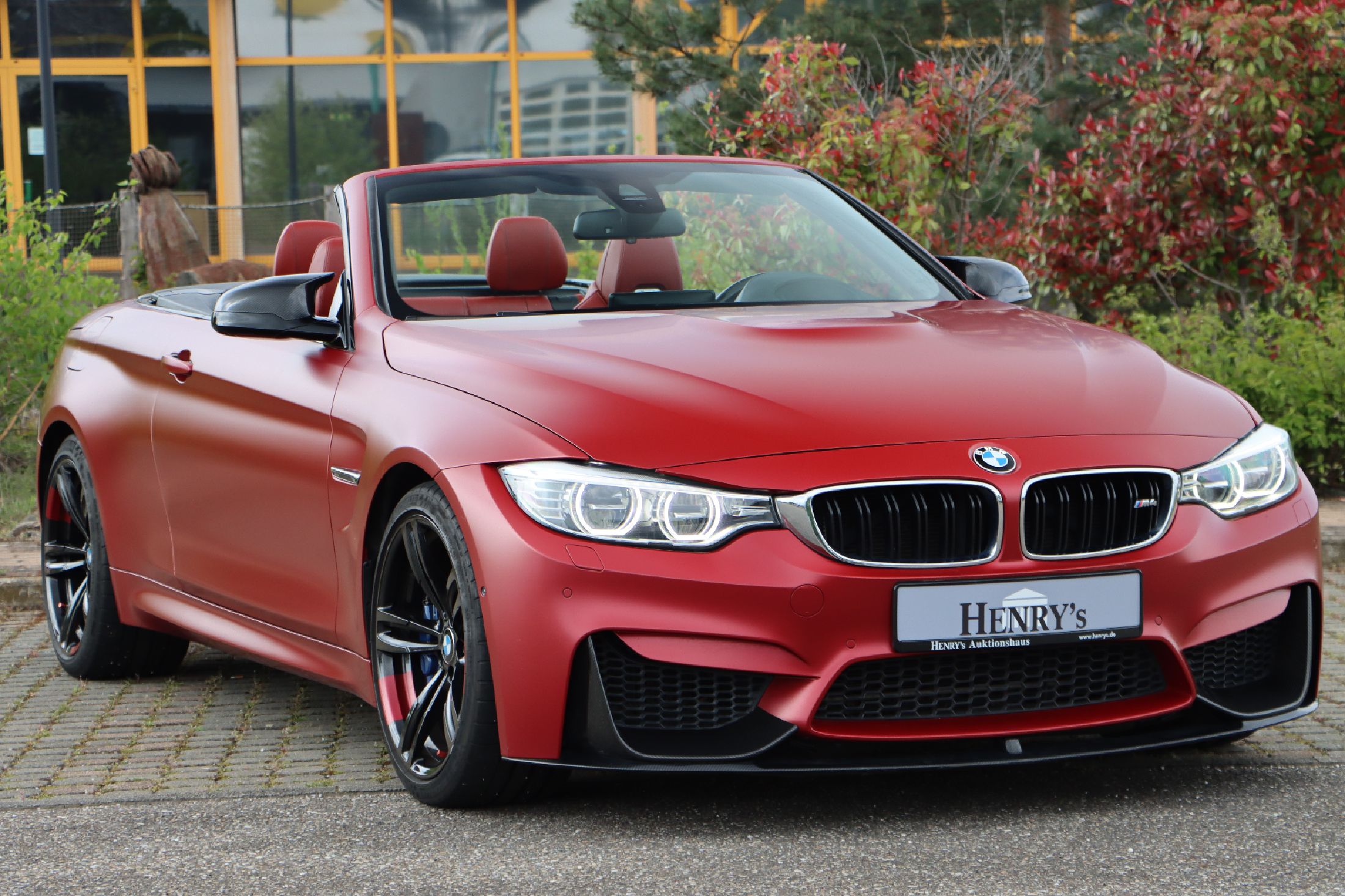 Detail a: BMW M4 Cabriolet, Fahrgestellnummer: WBS3U9C55FJ967695, EZ 10/2014, 2. Hand in Deutschland, Laufleistung ca. 100.250 km abgelesen, HU 06/2013, 317 ...