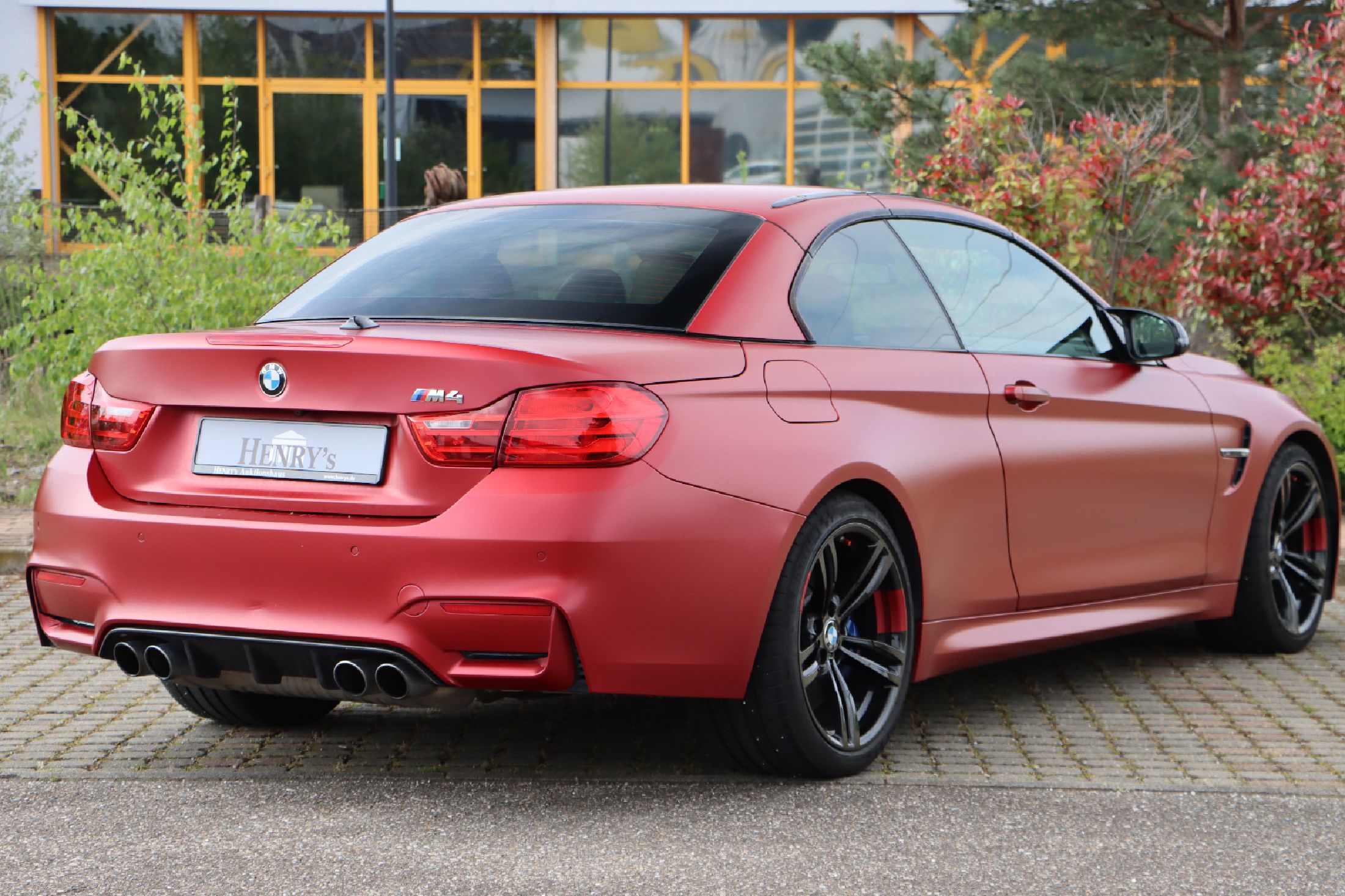 Detail d: BMW M4 Cabriolet, Fahrgestellnummer: WBS3U9C55FJ967695, EZ 10/2014, 2. Hand in Deutschland, Laufleistung ca. 100.250 km abgelesen, HU 06/2013, 317 ...