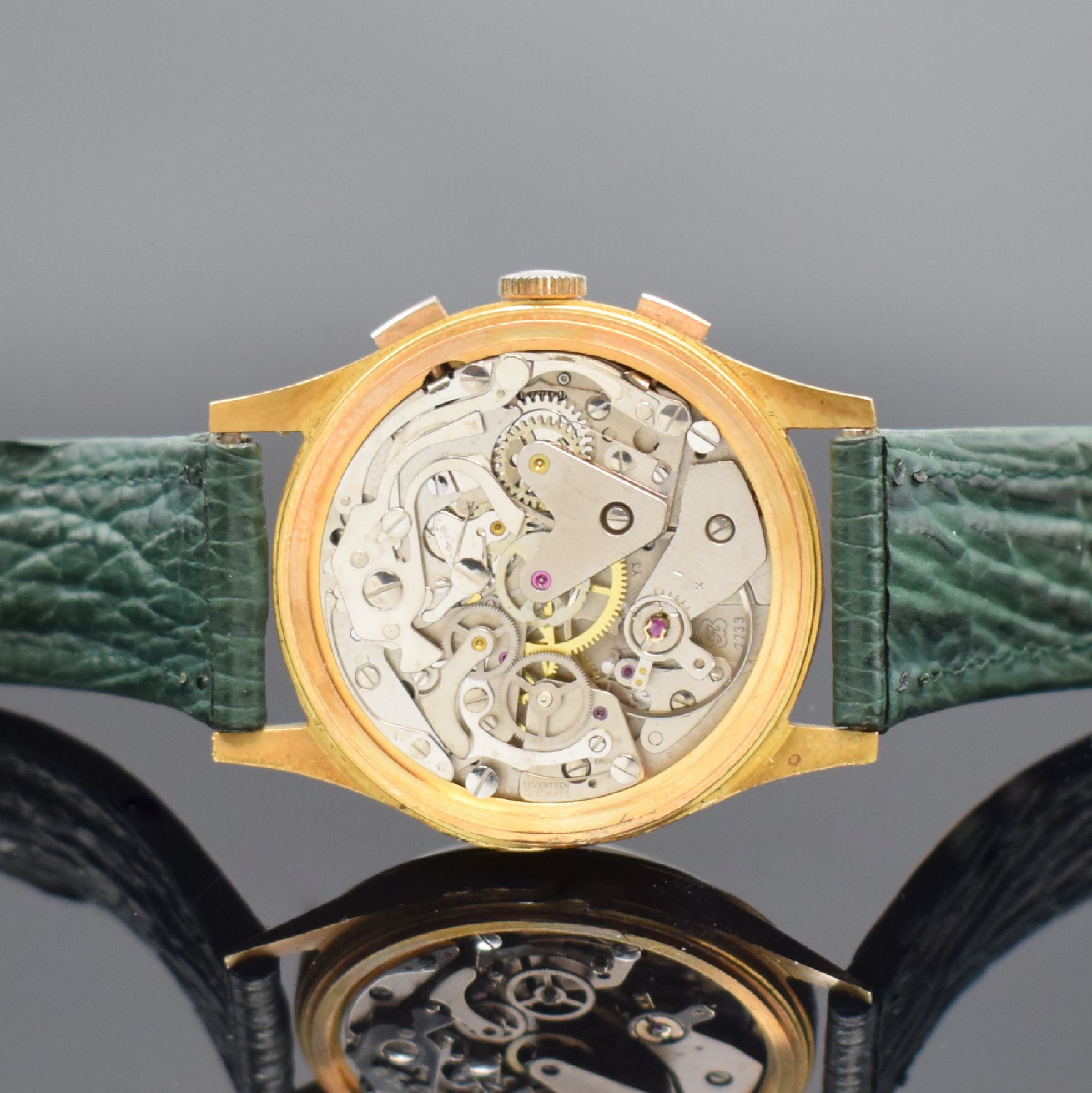 Detail d: GIGANDET / CHRONOGRAPHE SUISSE Armbandchronograph in RG 750/000, Handaufzug, Schweiz um 1970, Geh. dell., Boden und Glasrand aufgedr., verg. ...