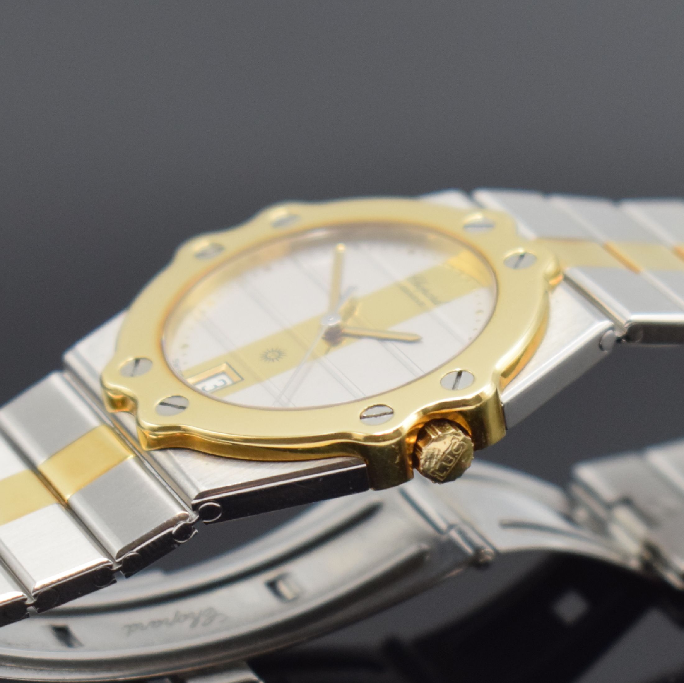 Detail c: CHOPARD St. Moritz Armbanduhr Referenz 8047, Schweiz um 1990, quarz, Lünette gegen Gehäuse 8-fach verschr., orig. Gliederband inkl. dopp. ...
