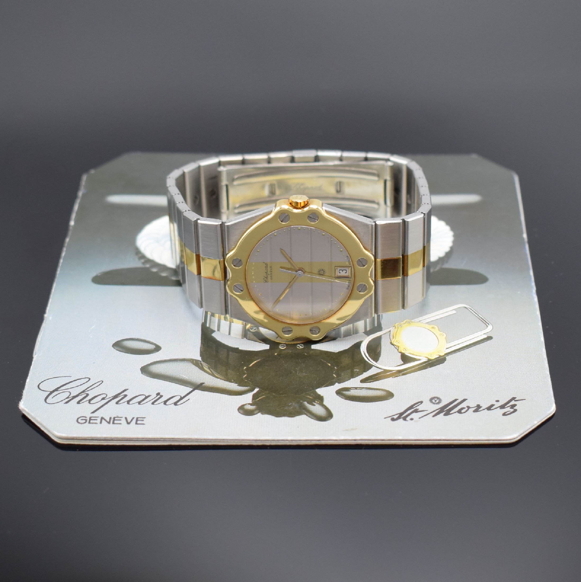 Detail f: CHOPARD St. Moritz Armbanduhr Referenz 8047, Schweiz um 1990, quarz, Lünette gegen Gehäuse 8-fach verschr., orig. Gliederband inkl. dopp. ...