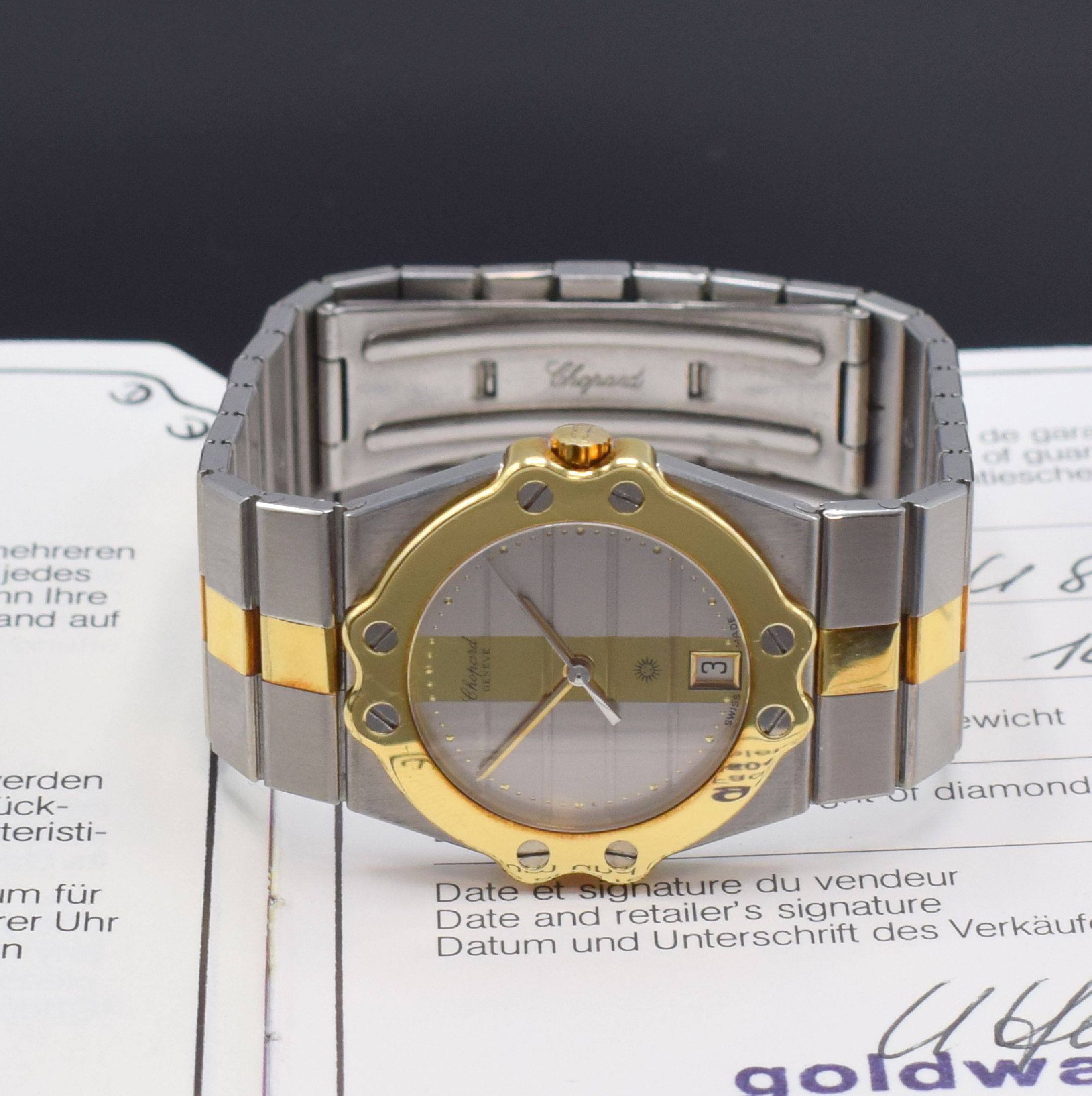 Detail g: CHOPARD St. Moritz Armbanduhr Referenz 8047, Schweiz um 1990, quarz, Lünette gegen Gehäuse 8-fach verschr., orig. Gliederband inkl. dopp. ...