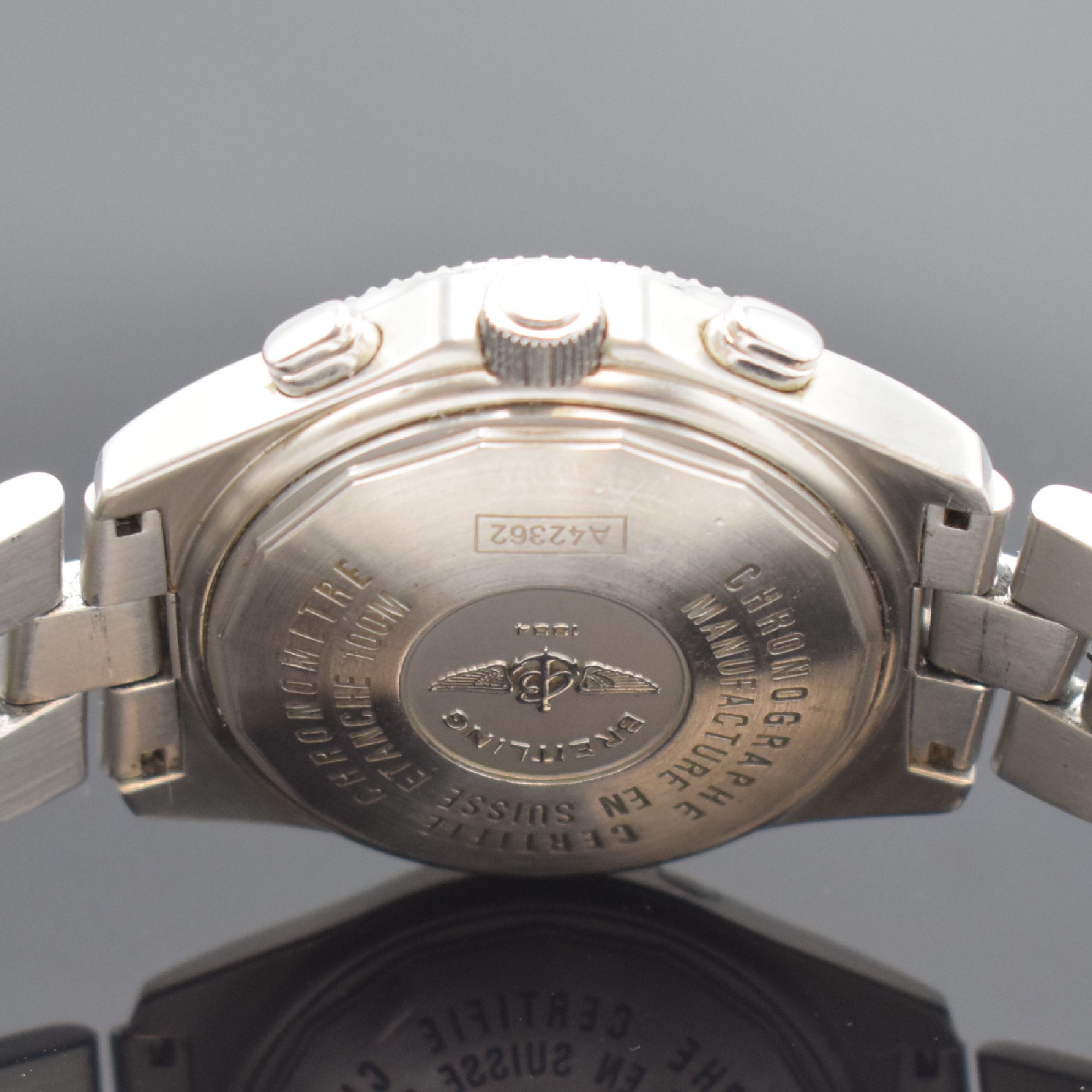 Detail d: BREITLING Armbandchronograph Modell B-2 Referenz A42362, Schweiz um 2000, Automatik, Chronometer in Edelstahl inkl. Gliederband m. Faltschl., Boden ...