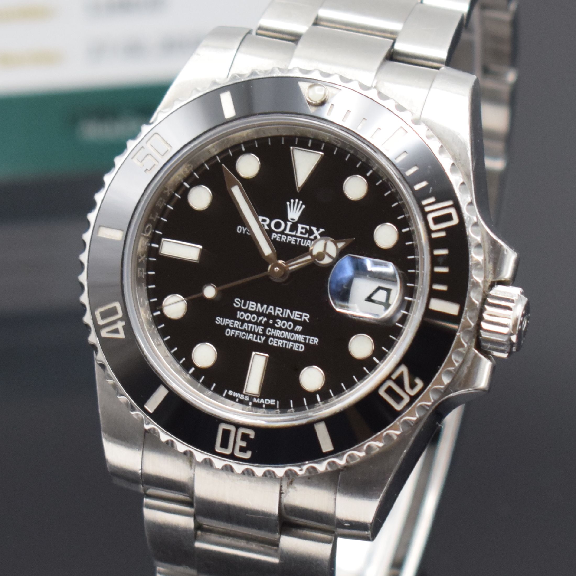 Detail a: ROLEX Herrenarmbanduhr Oyster Perpetual Date Submariner Referenz 116610, Automatik, Schweiz um 2011, G-Serie, Chronometer der Superlative in ...