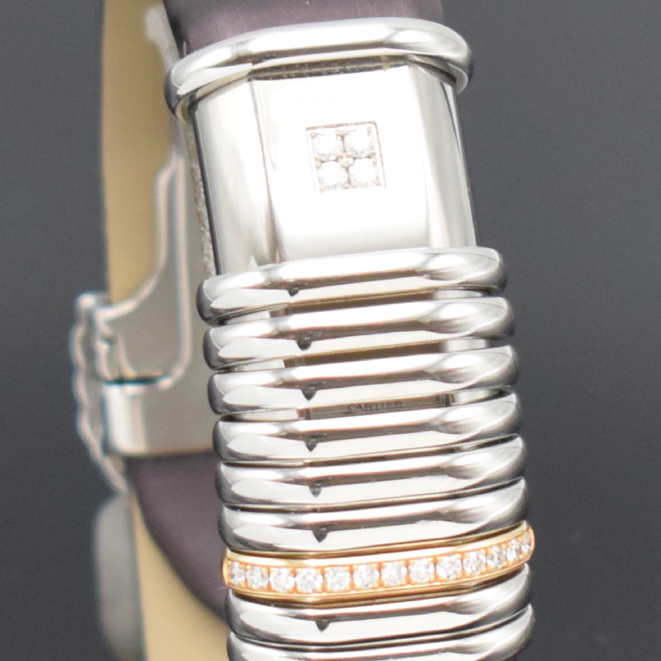 Detail e: CARTIER Damenarmbanduhr Modellserie Declaration Referenz 2611, Edelstahlgeh. inkl. orig. Leder-/Satinband m. orig. Faltschl., 8 bewegliche Spangen, ...