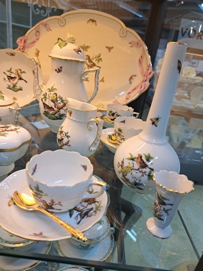 26610545a - Mokkaservice, Herend, um 1970/80, Porzellan, für 6 Personen, polychrom bemalt, ...